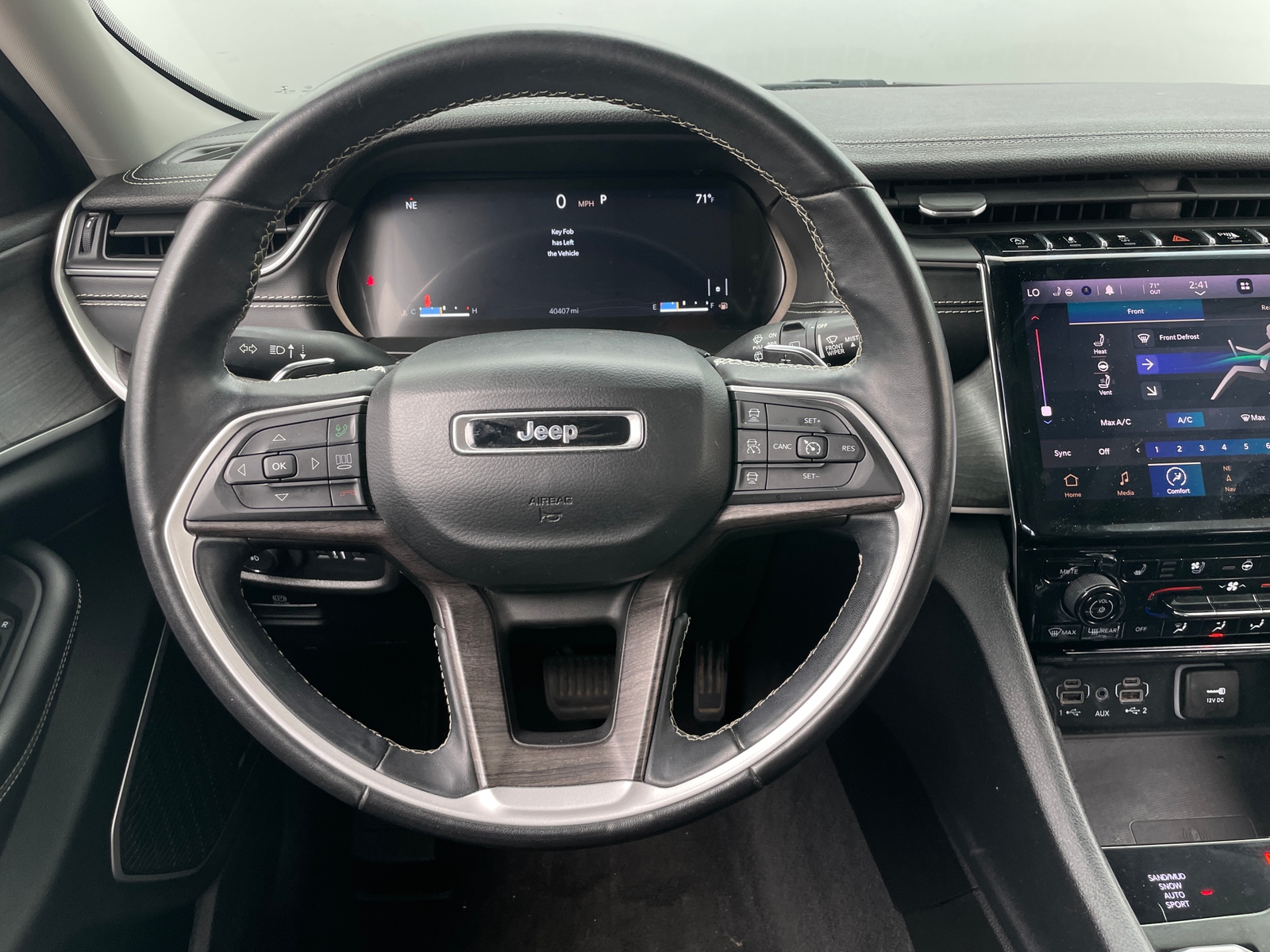 Thumbnail: 2021 Jeep Grand Cherokee L - 4