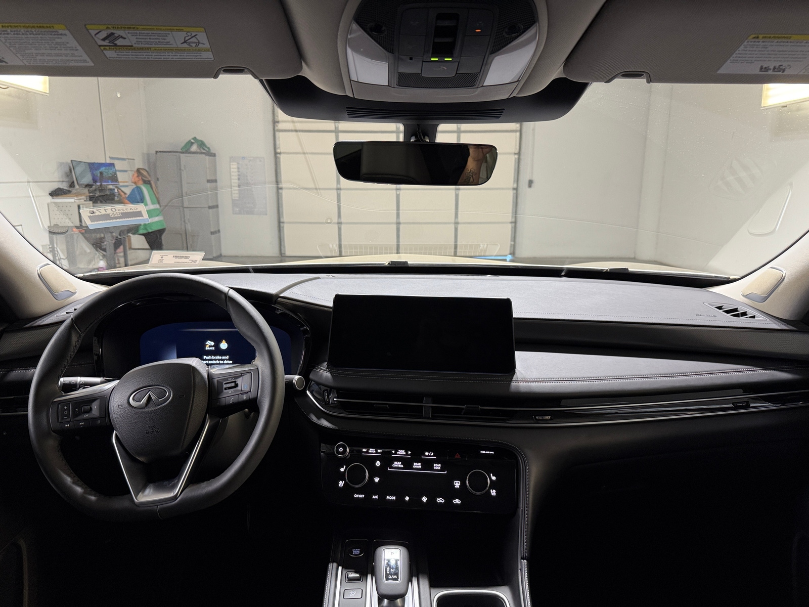 Thumbnail: 2025 INFINITI QX60 - 2