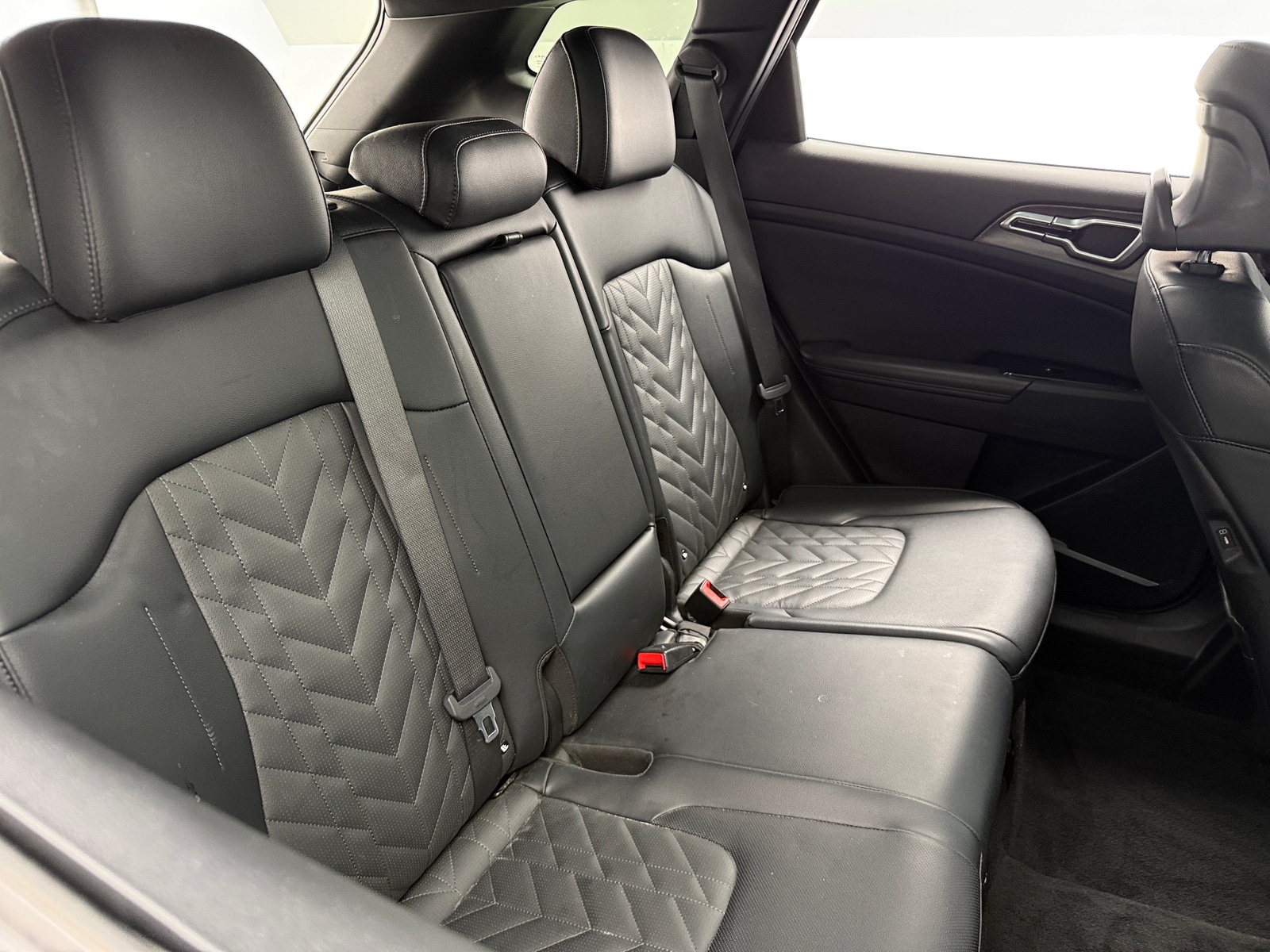 Thumbnail: 2023 Kia Sportage - 5