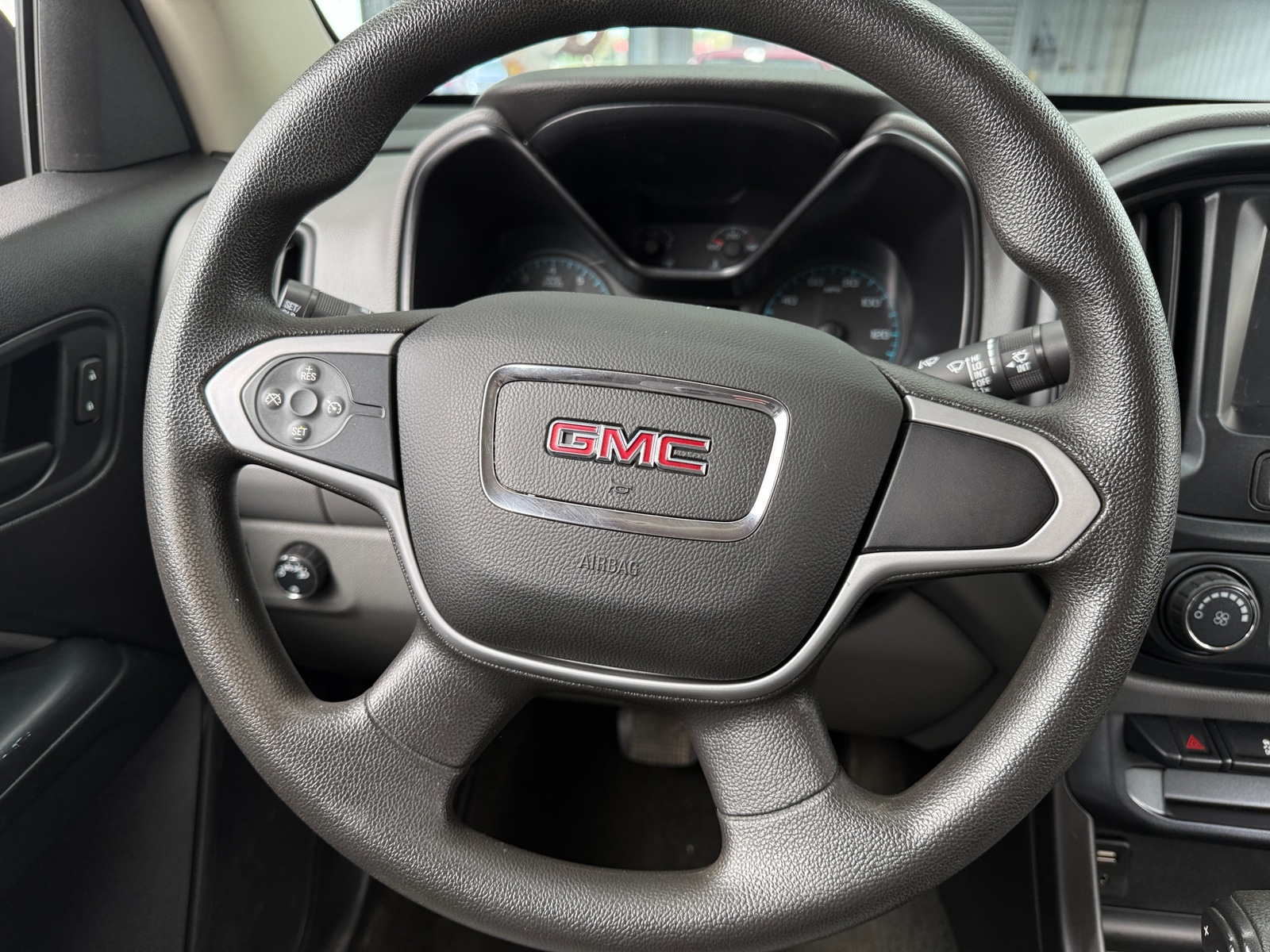 Thumbnail: 2018 GMC Canyon - 5