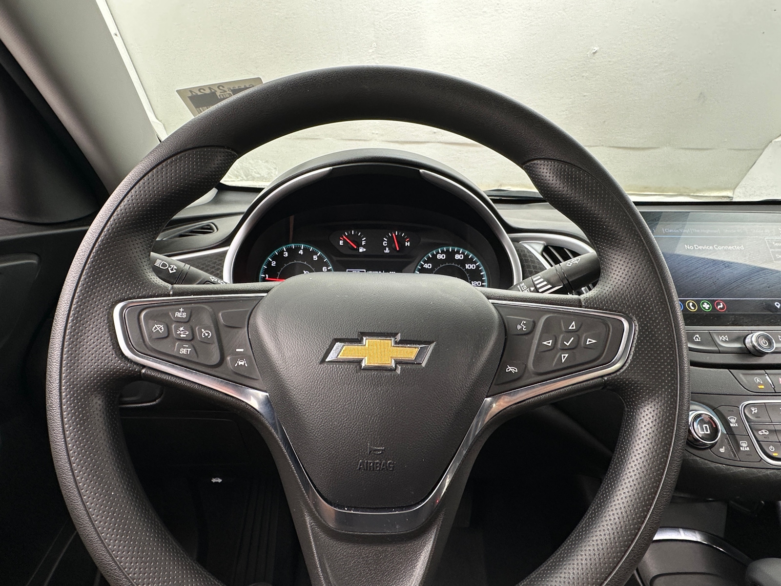 Thumbnail: 2023 Chevrolet Malibu - 5