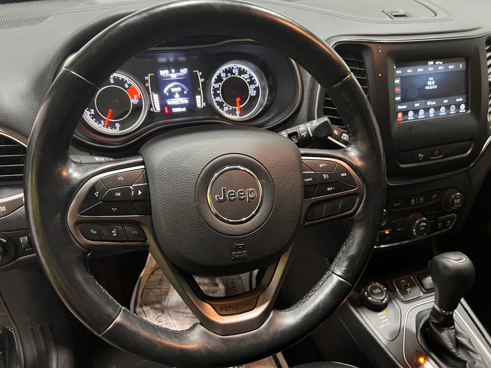 Thumbnail: 2019 Jeep Cherokee - 4