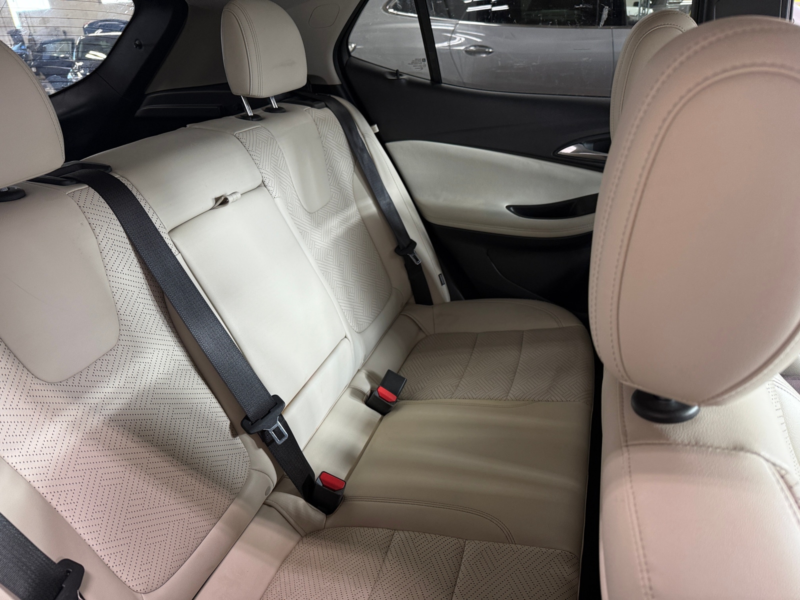 Thumbnail: 2022 Buick Encore GX - 5