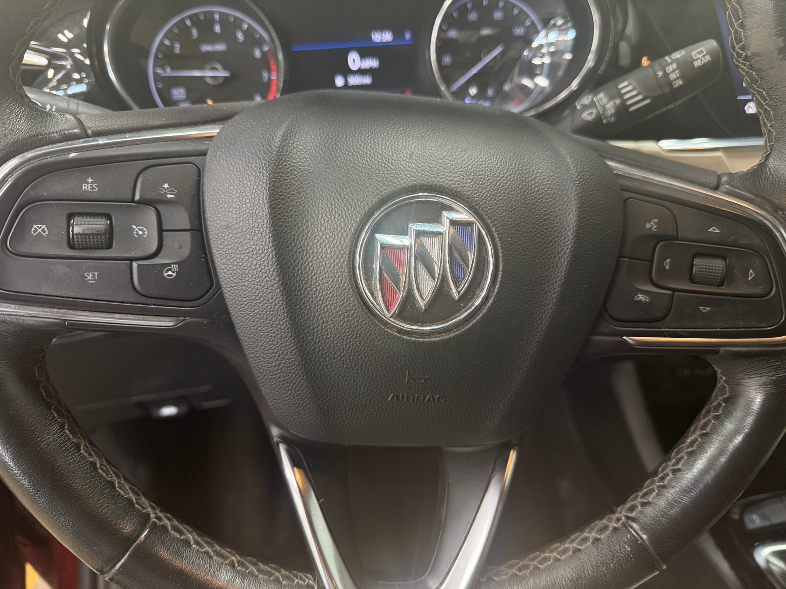 Thumbnail: 2022 Buick Encore GX - 4