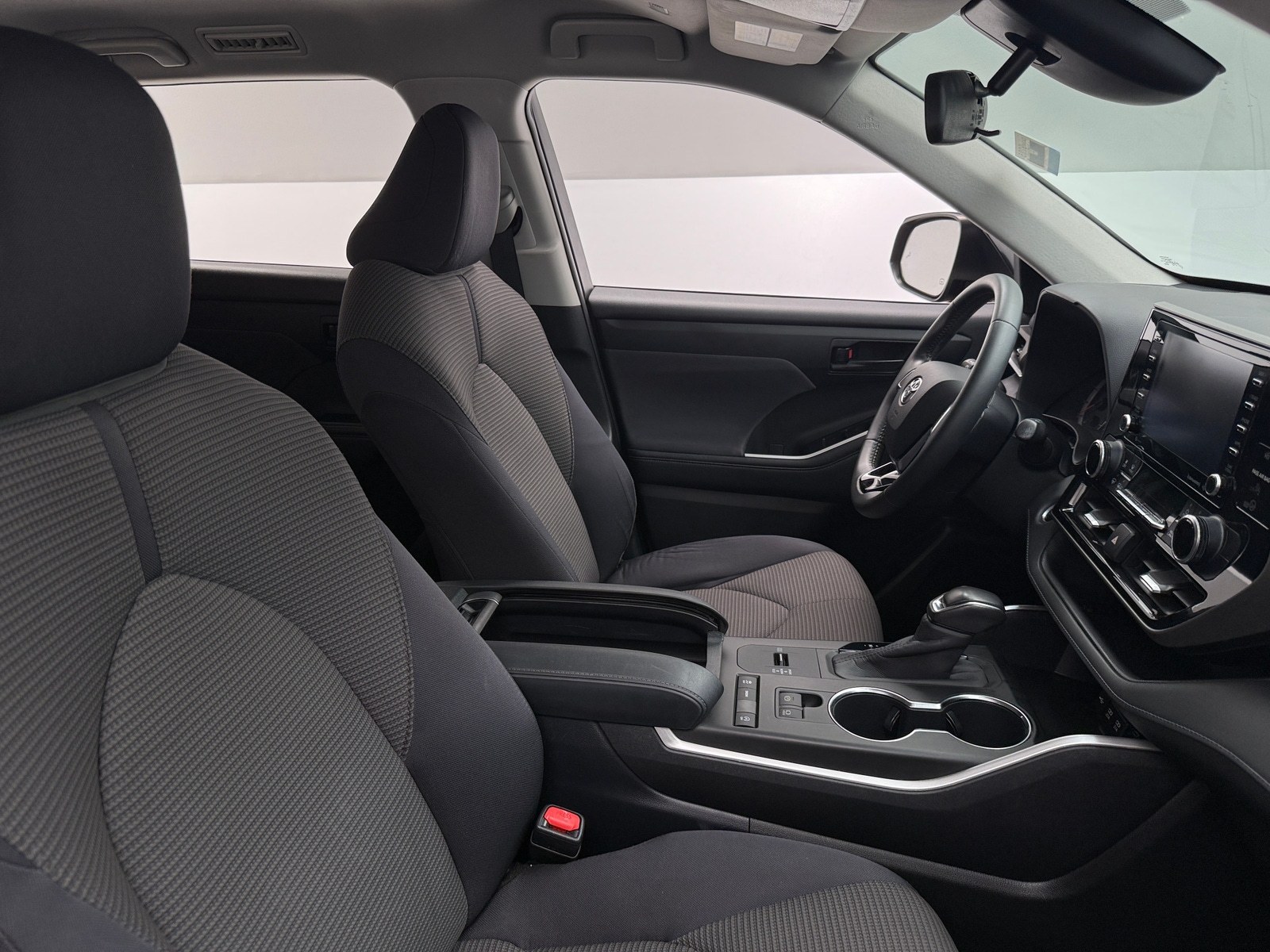 Thumbnail: 2020 Toyota Highlander - 2