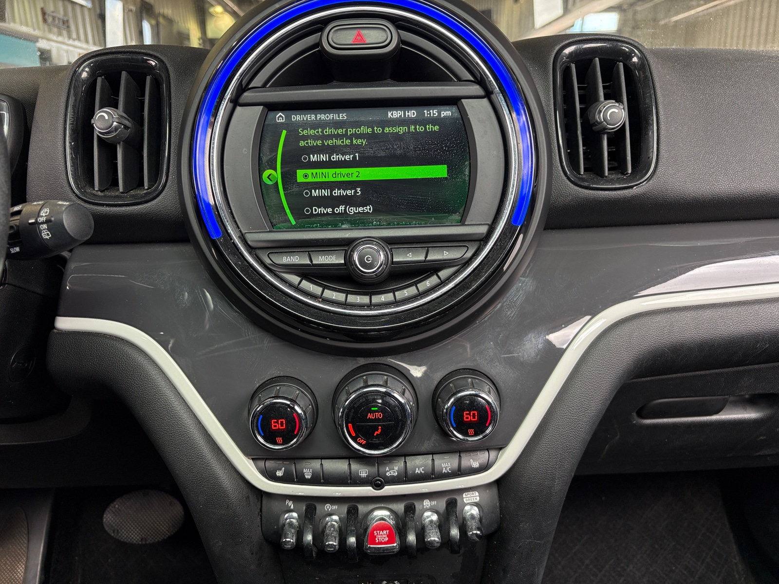 Thumbnail: 2018 MINI Cooper Countryman - 3
