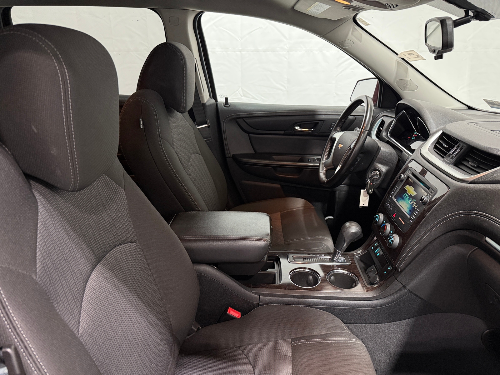 Thumbnail: 2016 Chevrolet Traverse - 2
