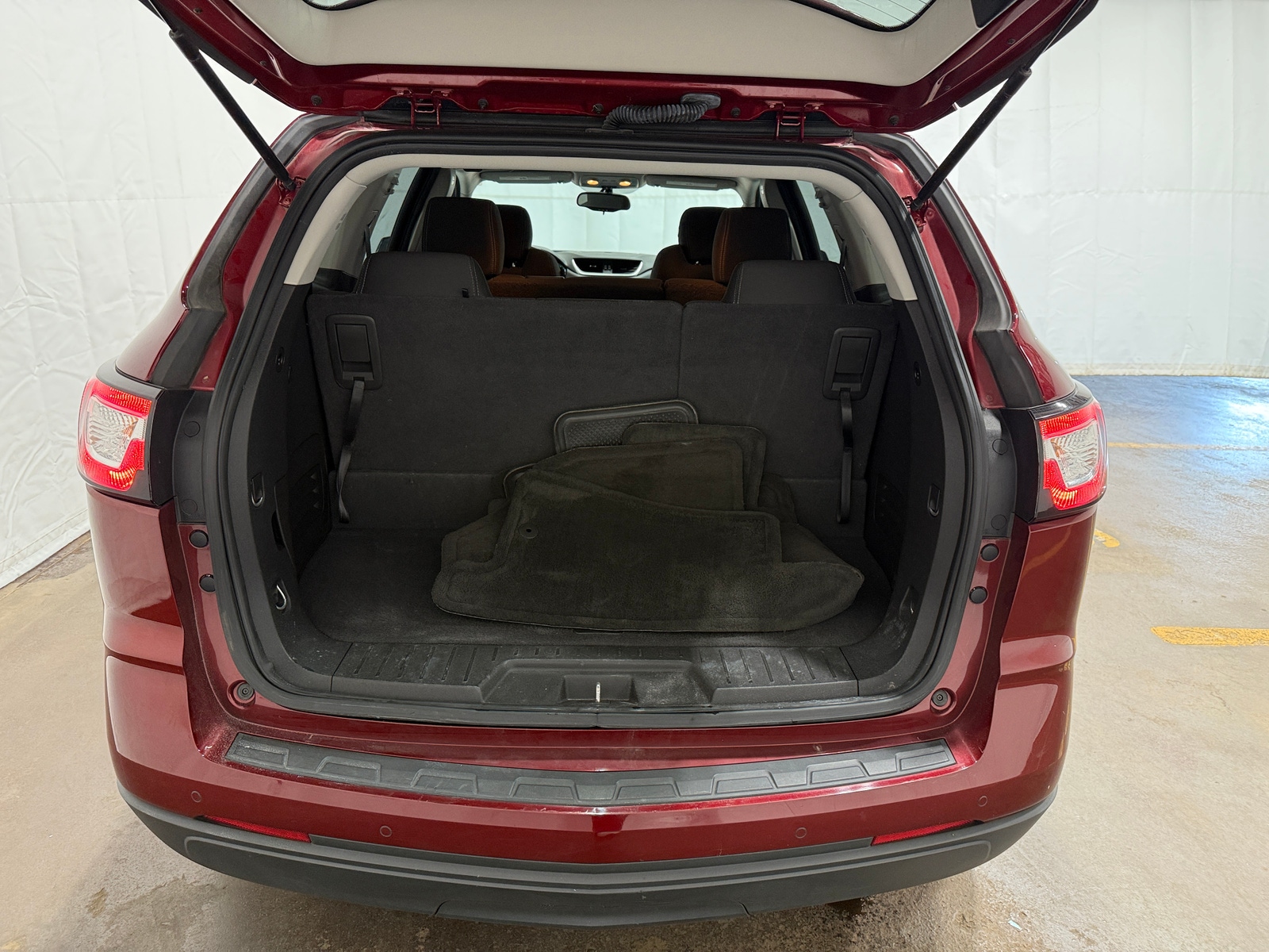 Thumbnail: 2016 Chevrolet Traverse - 7