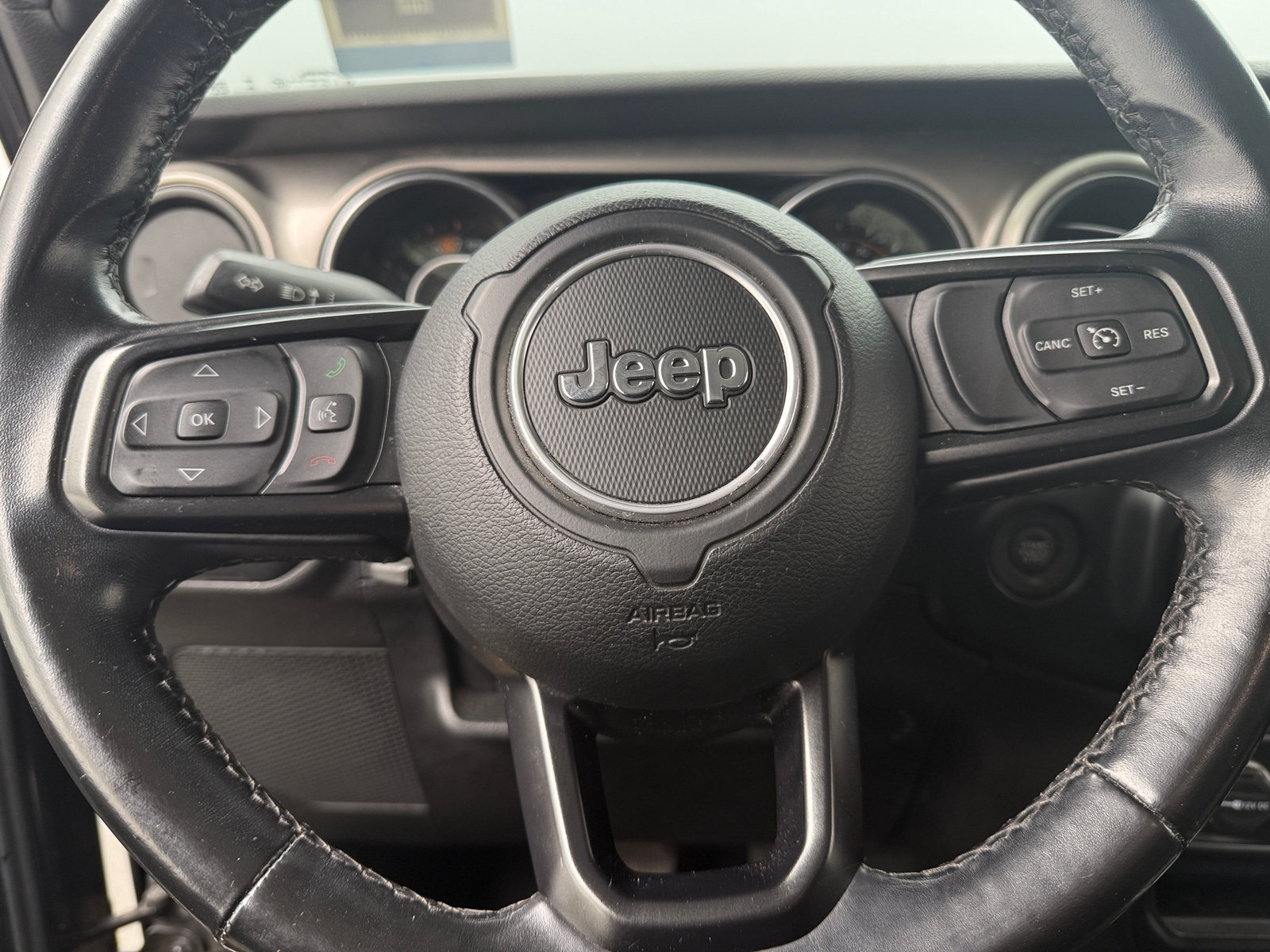 Thumbnail: 2020 Jeep Wrangler - 5