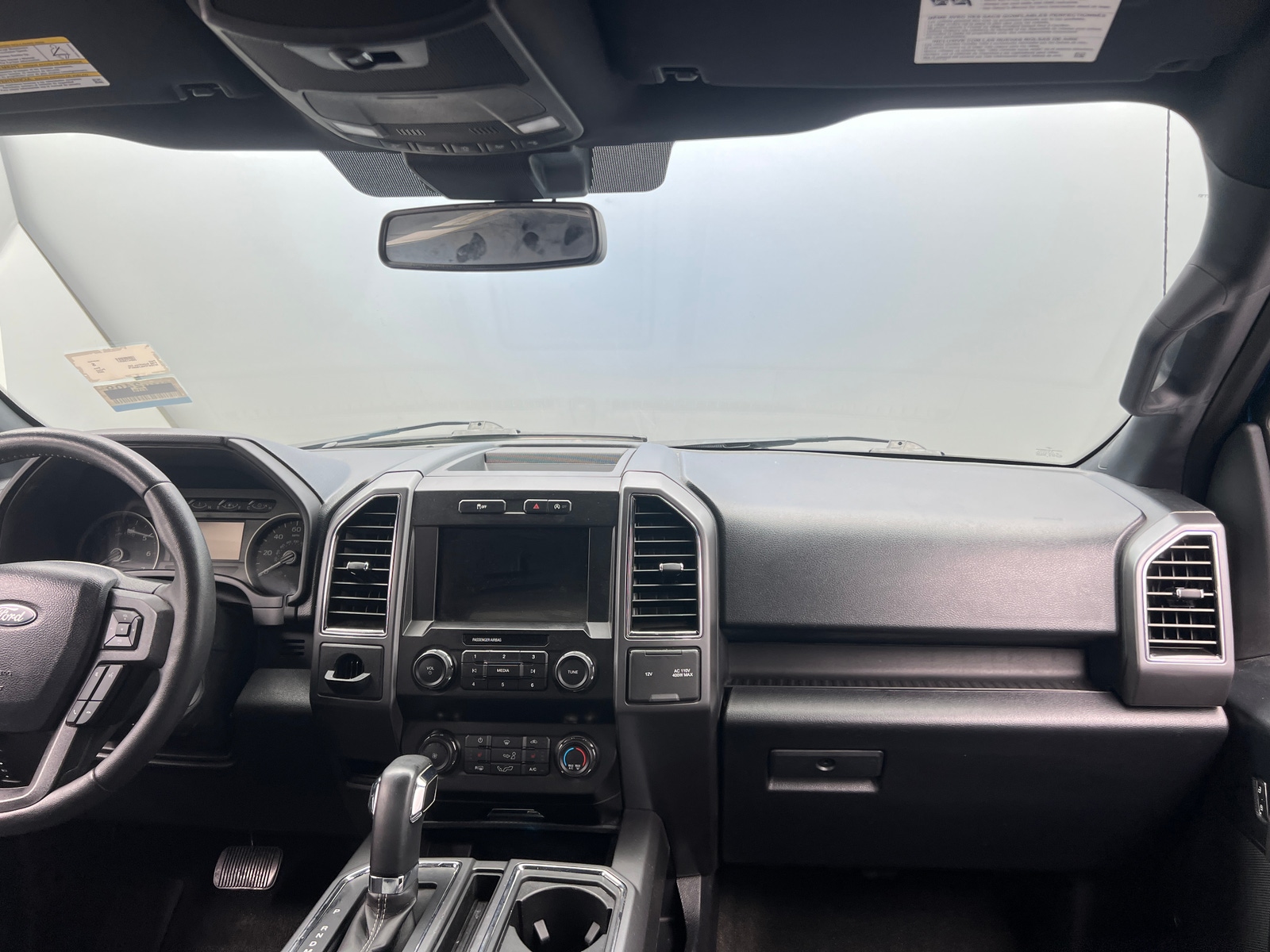 Thumbnail: 2020 Ford Econoline - 3