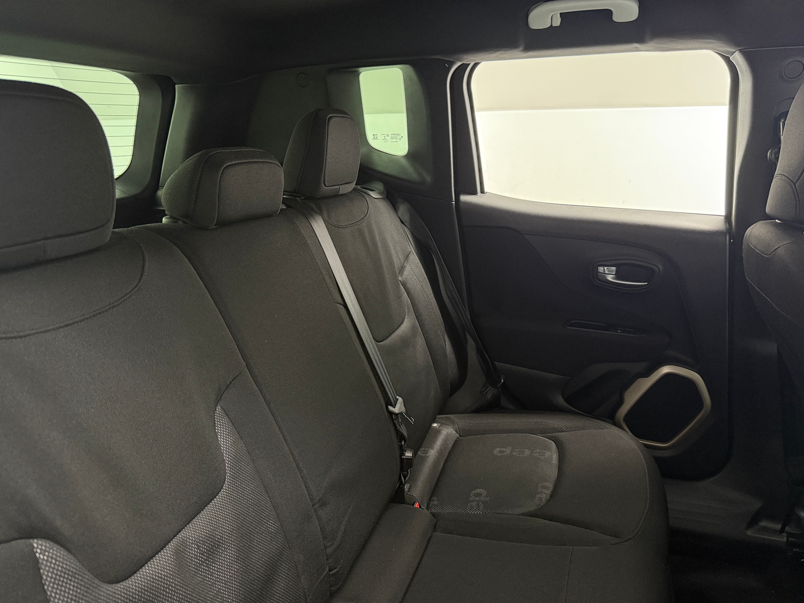 Thumbnail: 2015 Jeep Renegade - 6