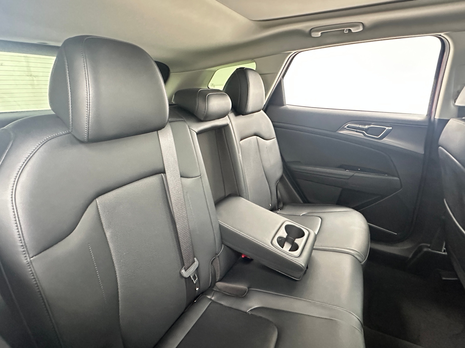 Thumbnail: 2023 Kia Sportage - 5