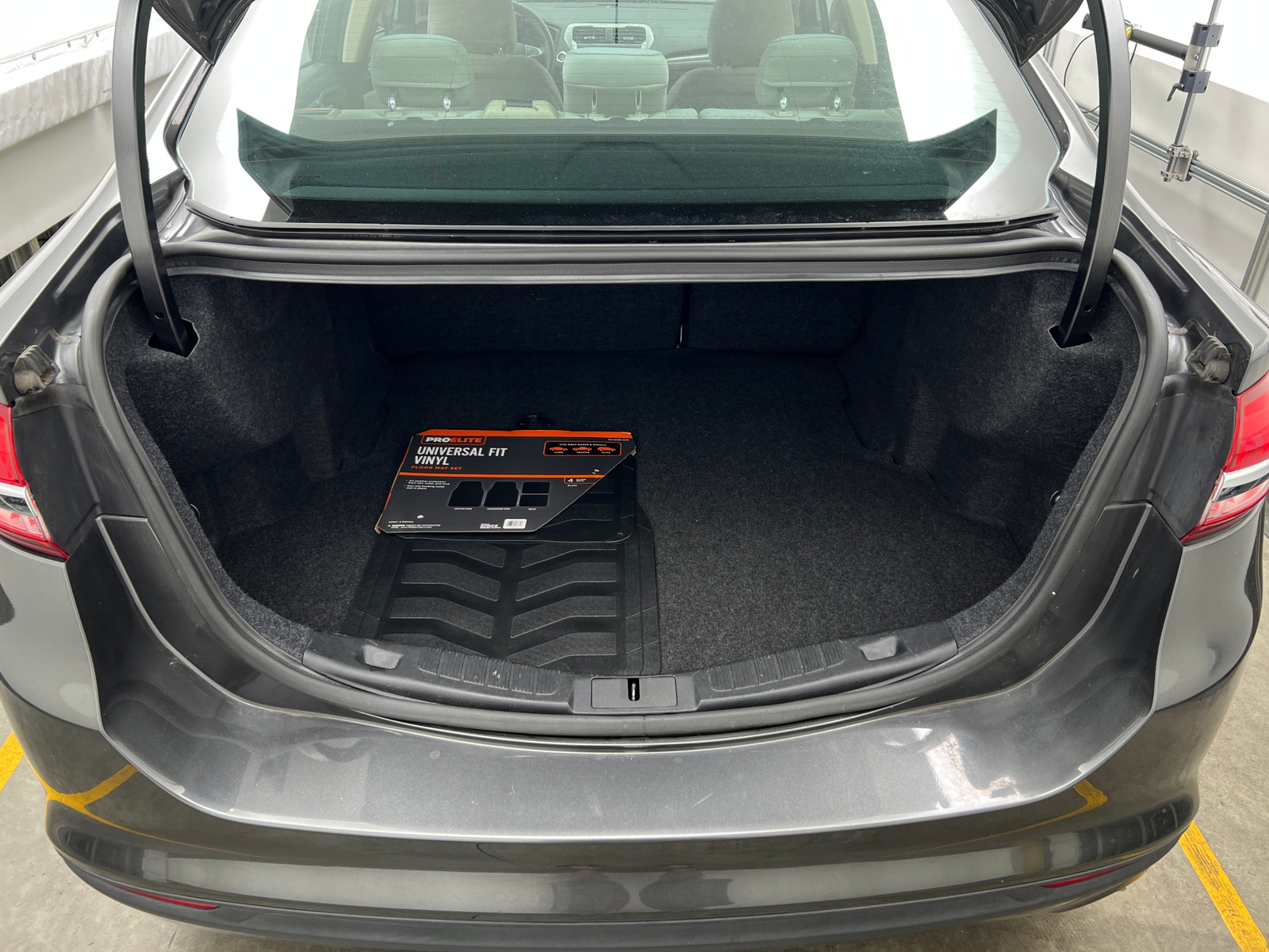 Thumbnail: 2018 Ford Fusion - 7