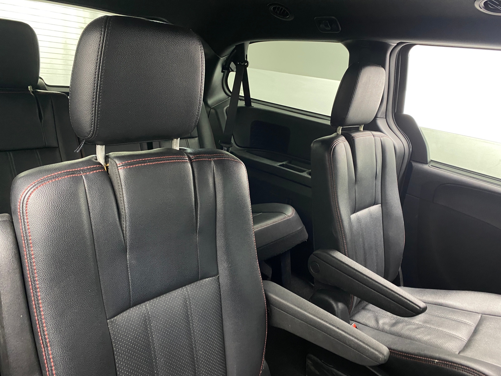 Thumbnail: 2019 Dodge Grand Caravan - 5