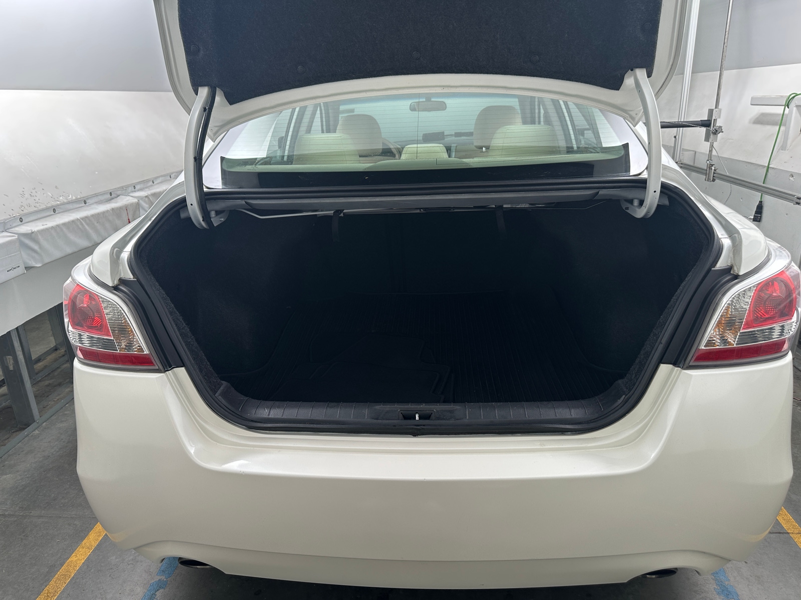Thumbnail: 2015 Nissan Altima - 7