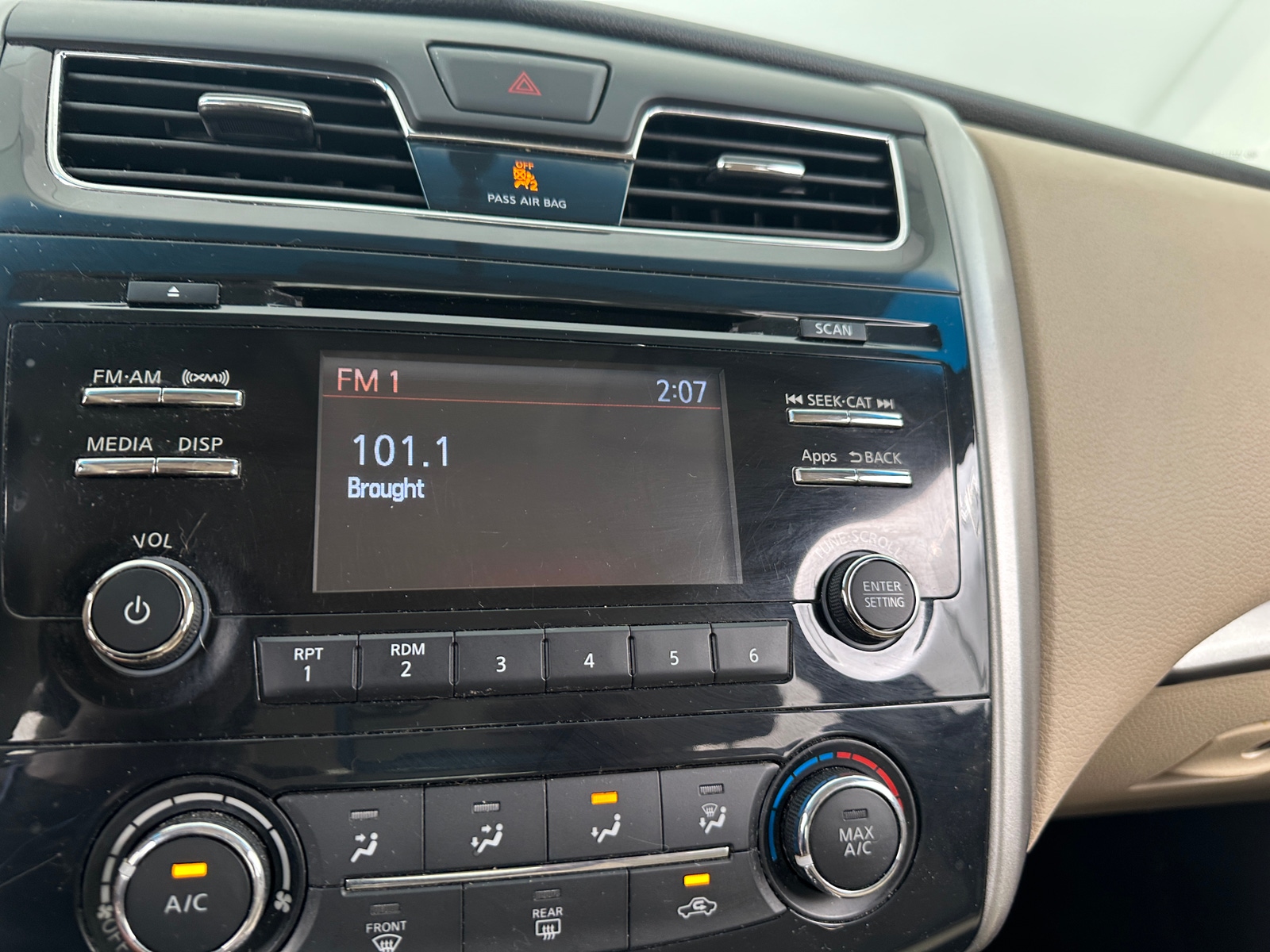 Thumbnail: 2015 Nissan Altima - 4