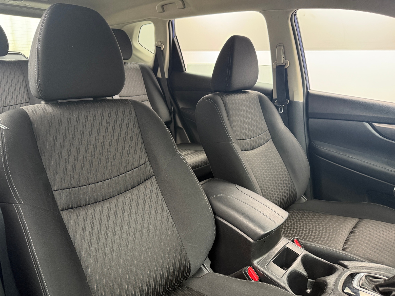 Thumbnail: 2018 Nissan Rogue - 2
