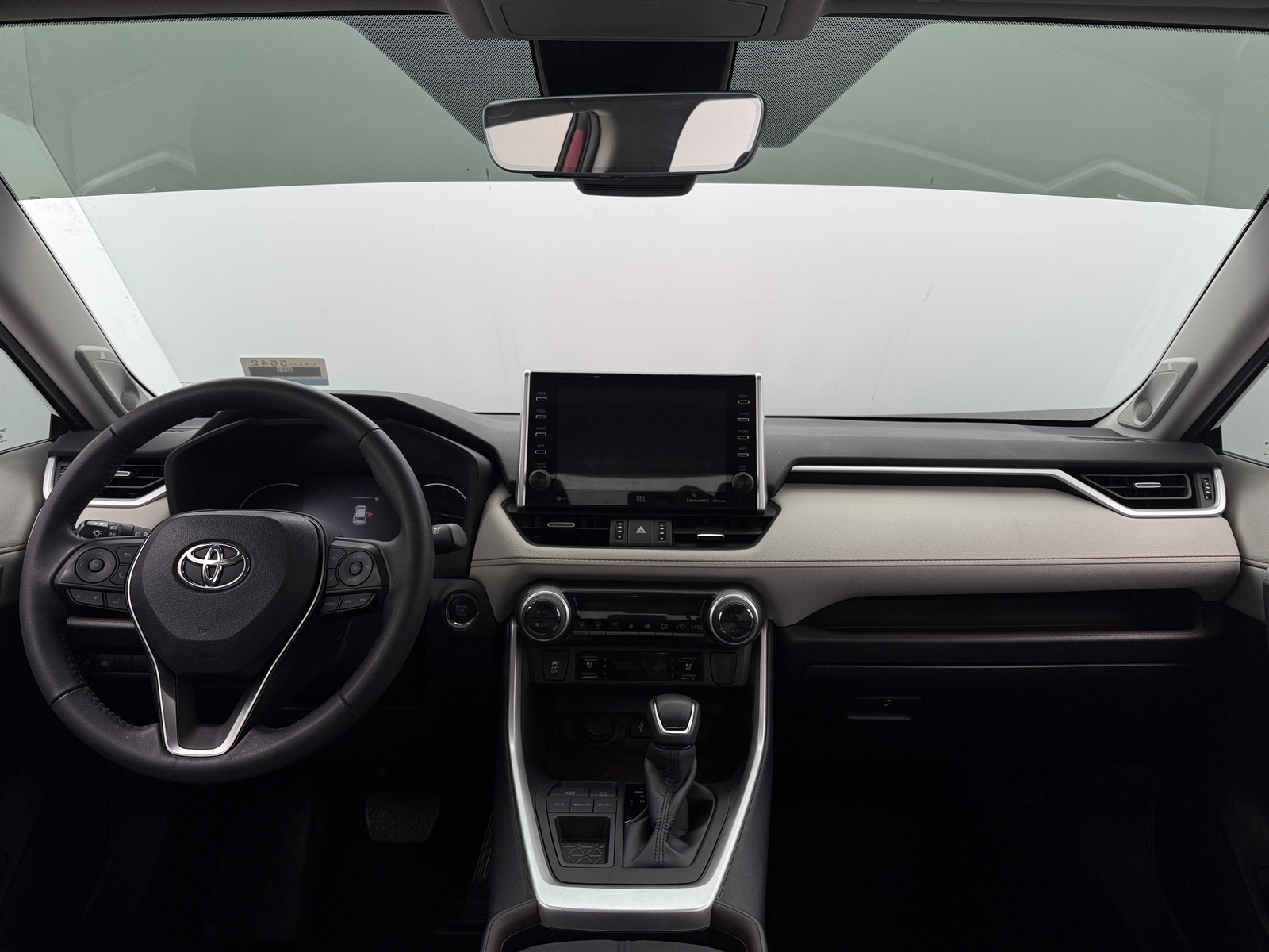 Thumbnail: 2022 Toyota RAV4 - 2