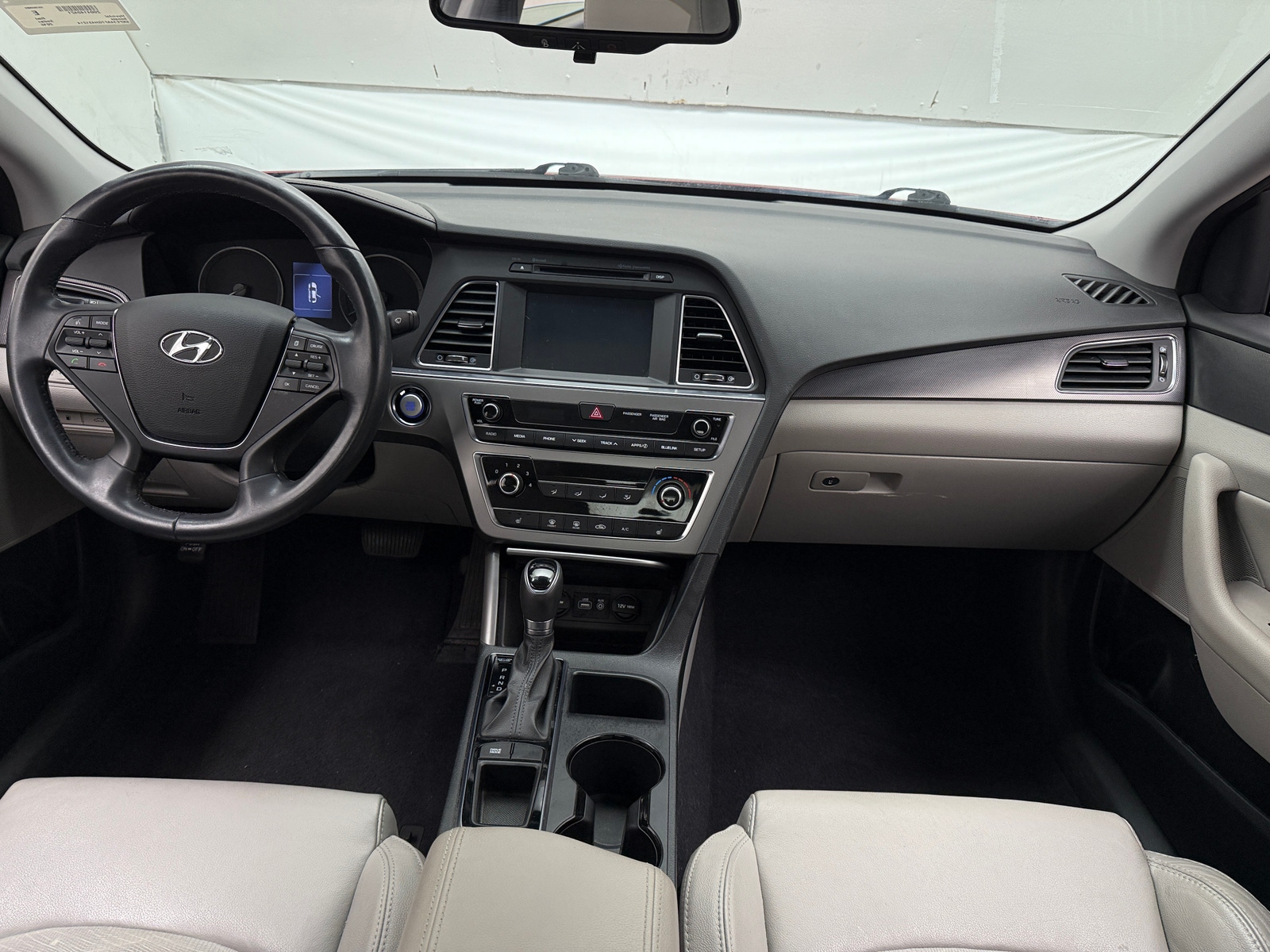 Thumbnail: 2016 Hyundai Sonata - 2