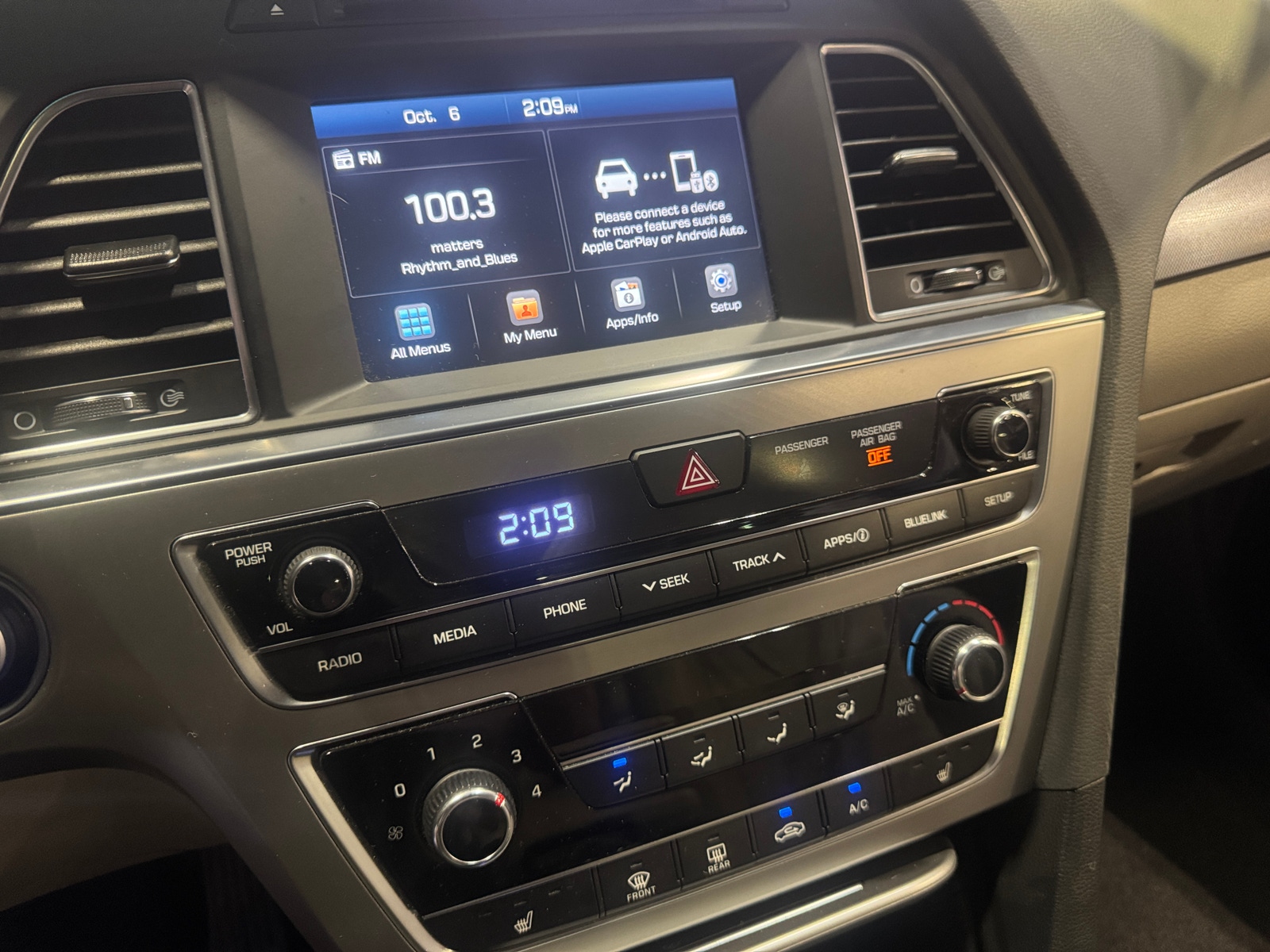 Thumbnail: 2016 Hyundai Sonata - 3