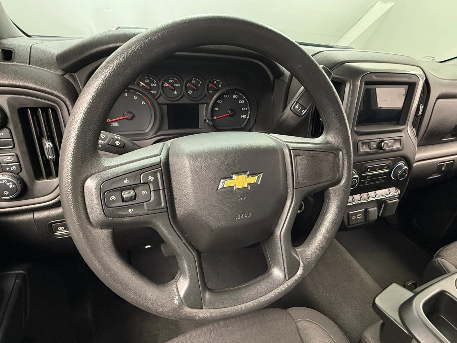 Thumbnail: 2025 Chevrolet Silverado 2500 - 5