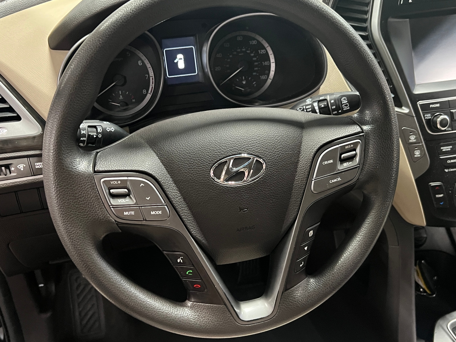 Thumbnail: 2018 Hyundai Santa Fe - 5