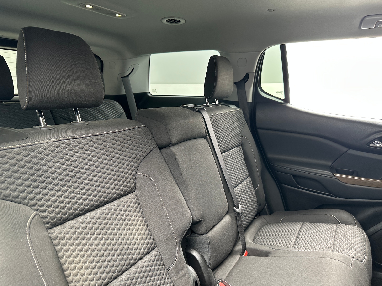 Thumbnail: 2017 GMC Acadia - 6