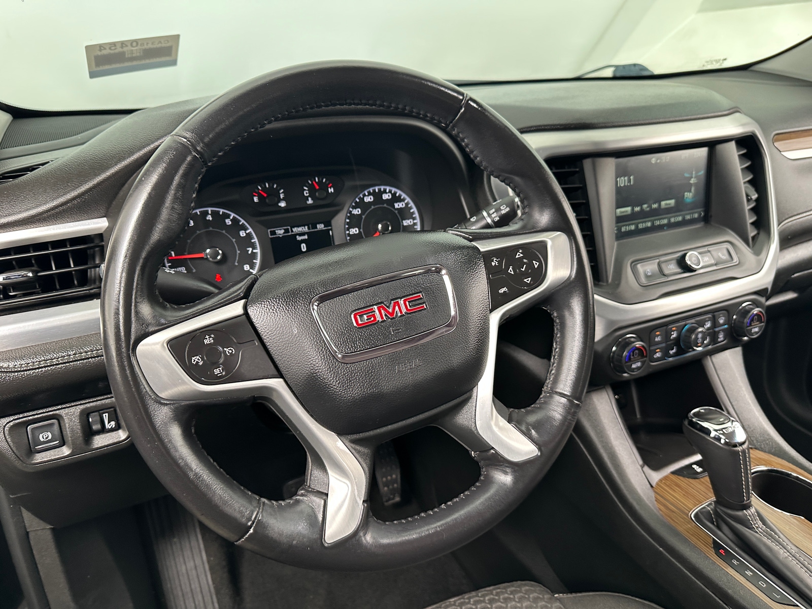Thumbnail: 2017 GMC Acadia - 5