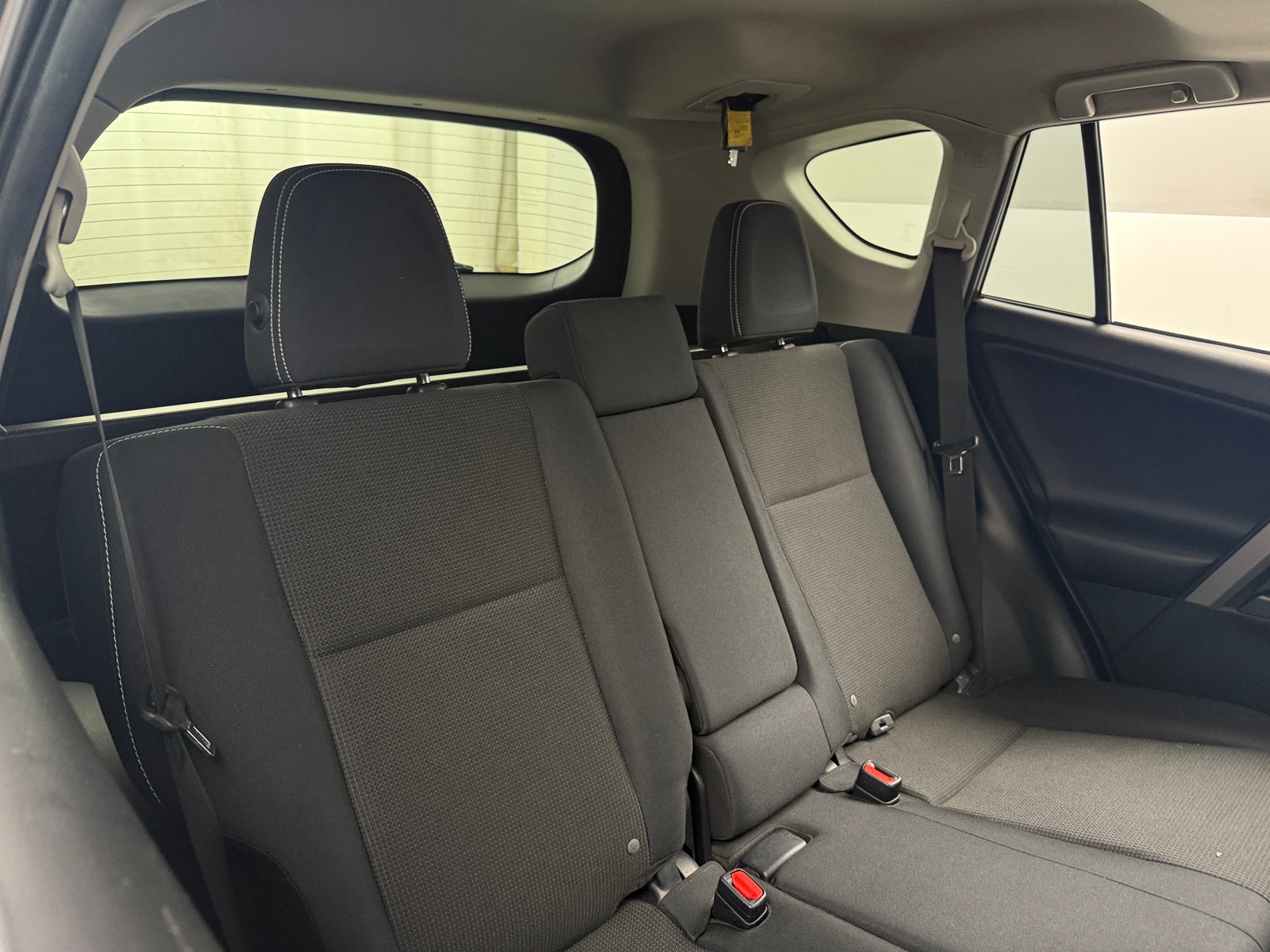 Thumbnail: 2016 Toyota RAV4 - 6