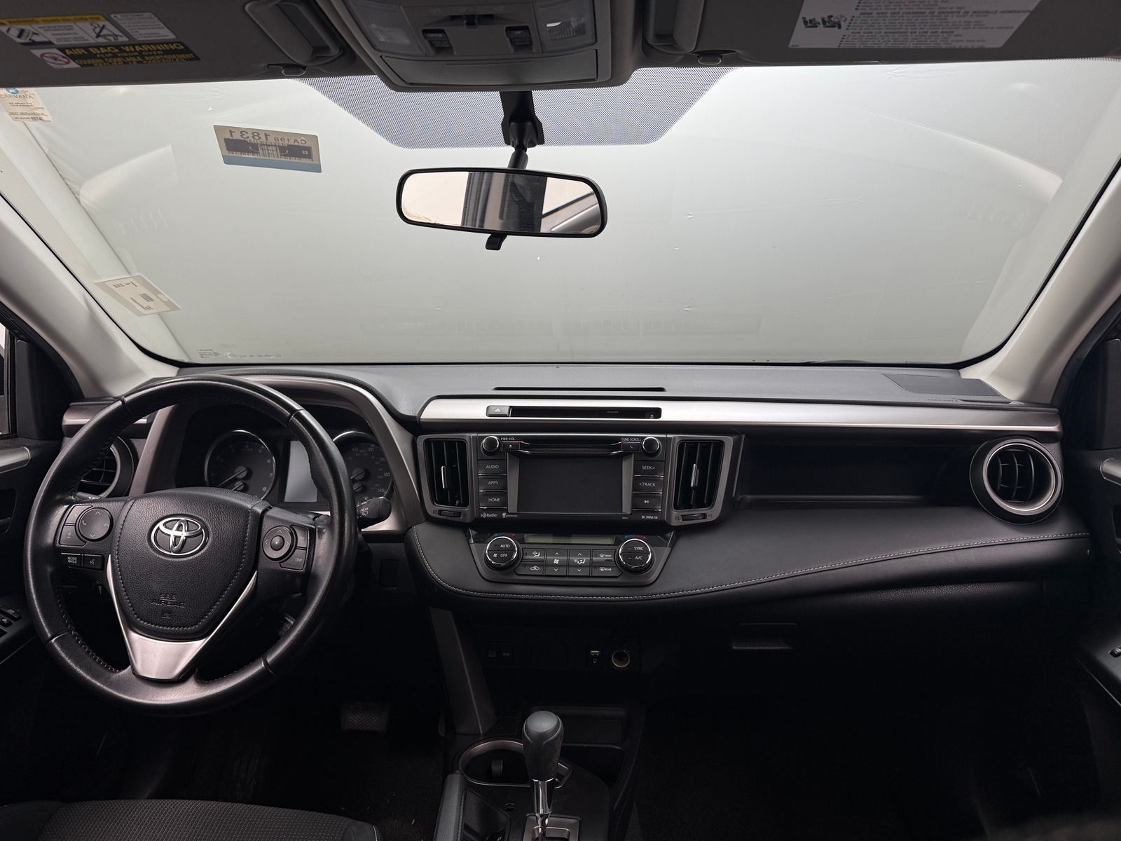 Thumbnail: 2016 Toyota RAV4 - 3