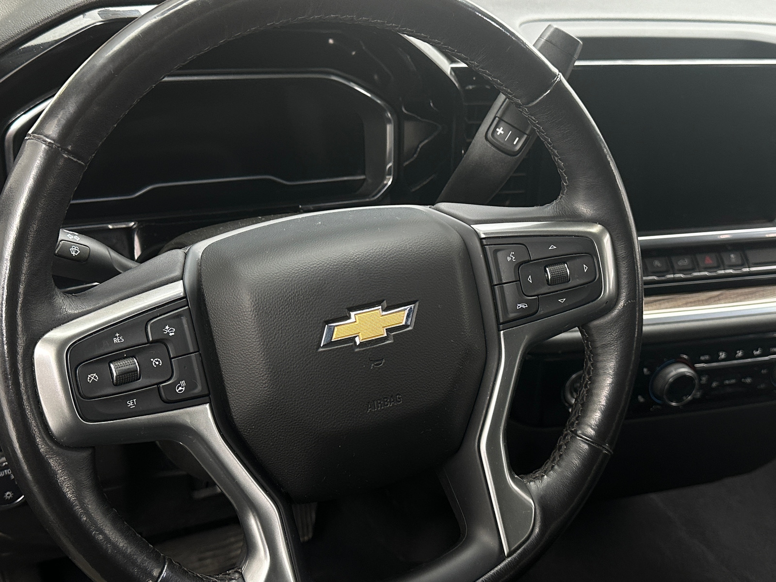 Thumbnail: 2022 Chevrolet Silverado 1500 - 5