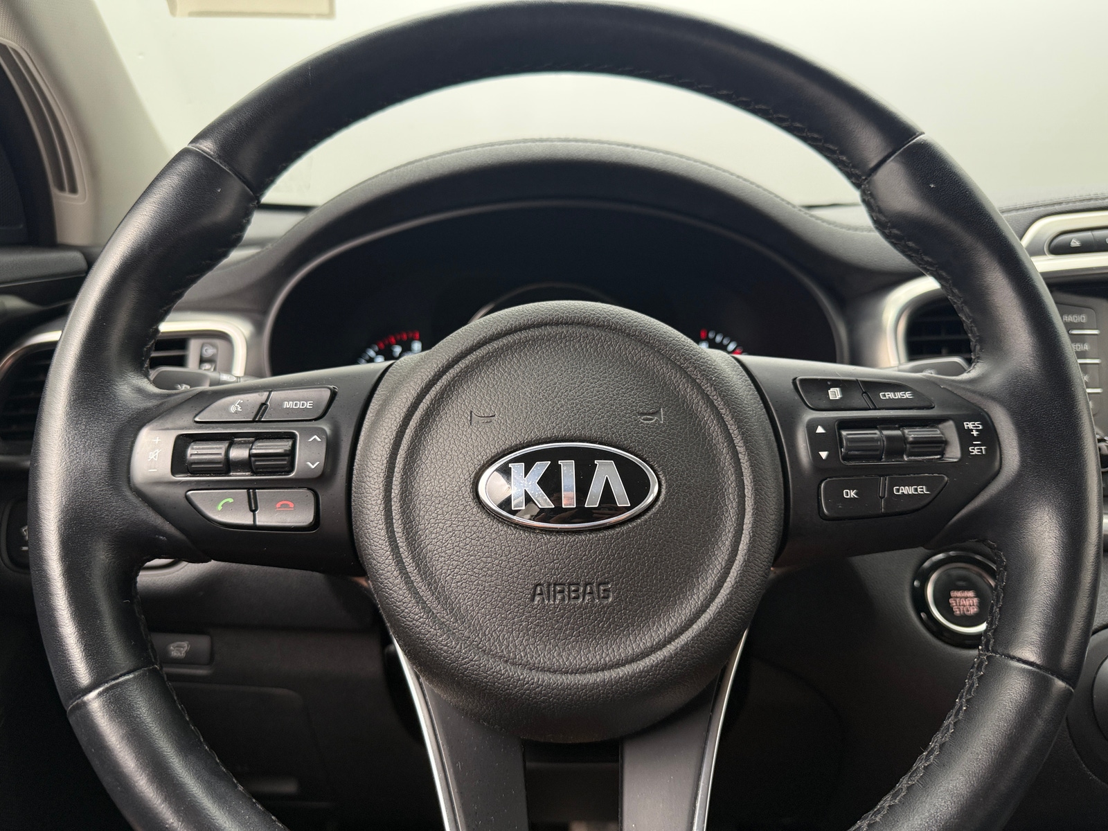 Thumbnail: 2018 Kia Sorento - 4