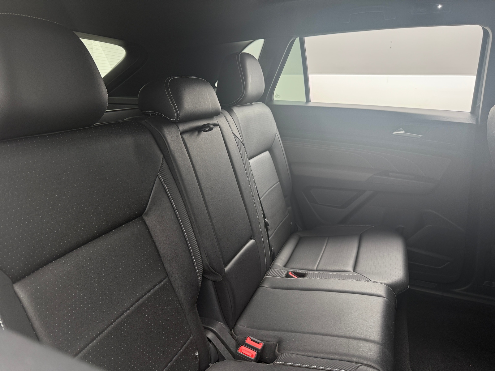 Thumbnail: 2023 Volkswagen Atlas - 6