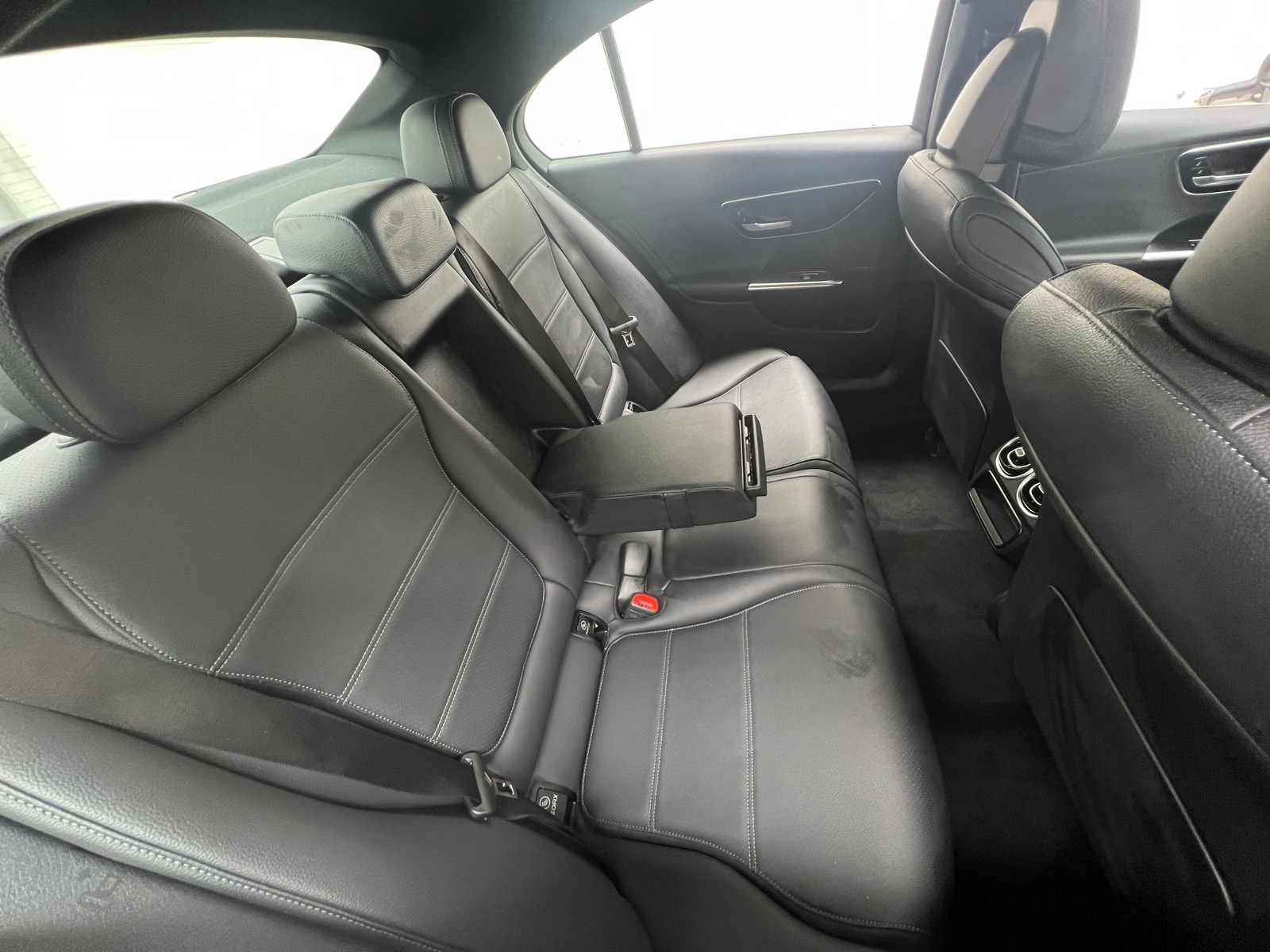 Thumbnail: 2024 Mercedes-Benz C-Class - 5