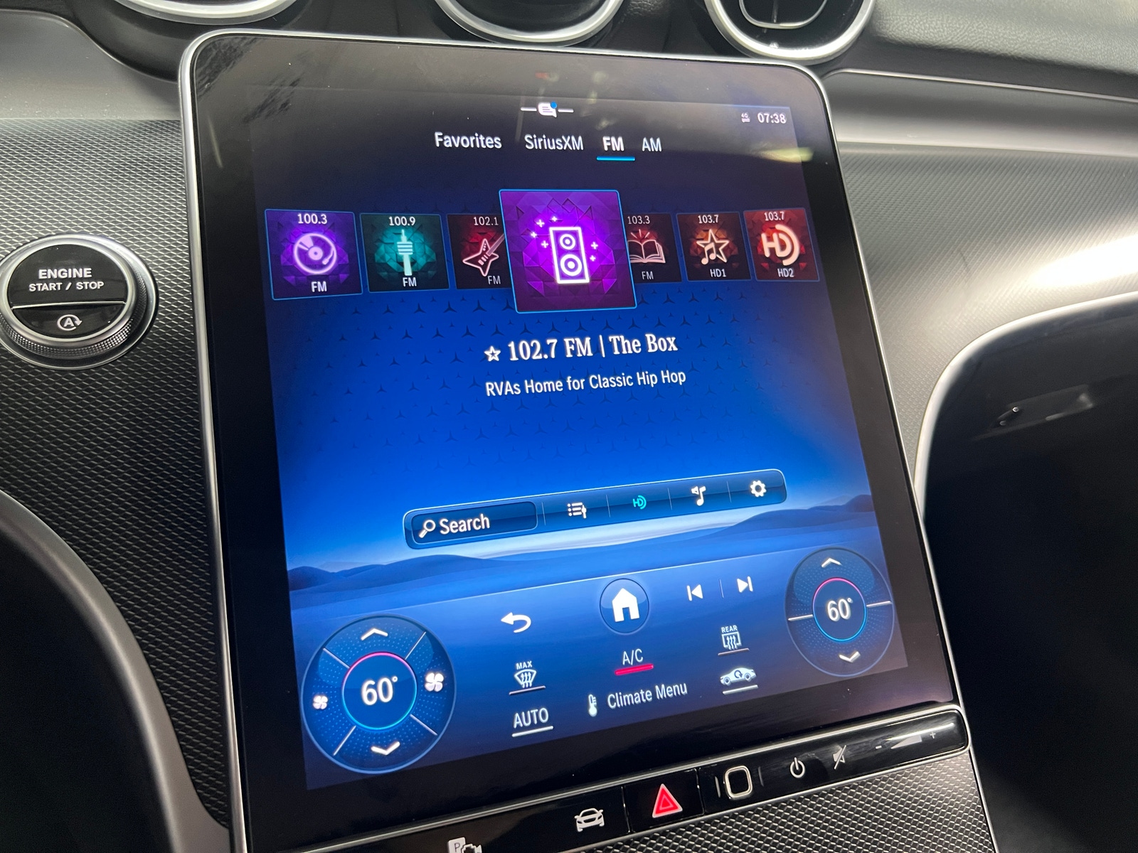 Thumbnail: 2024 Mercedes-Benz C-Class - 3