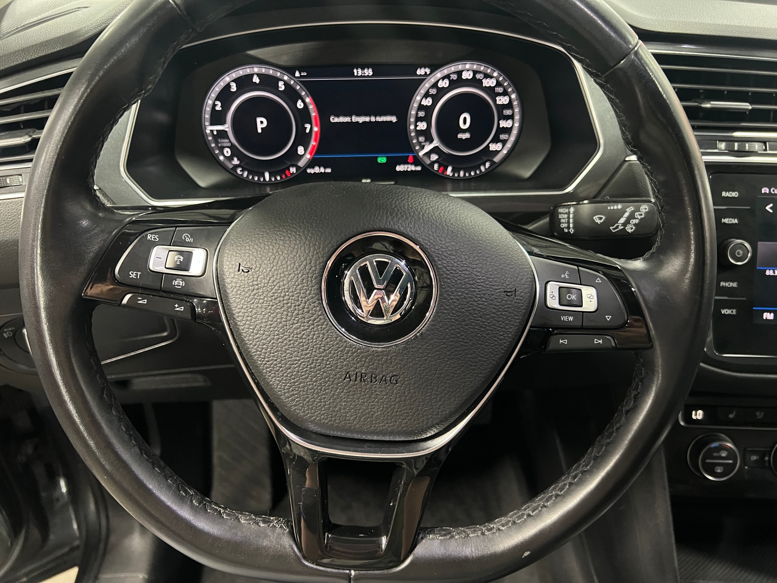 Thumbnail: 2019 Volkswagen Tiguan - 4