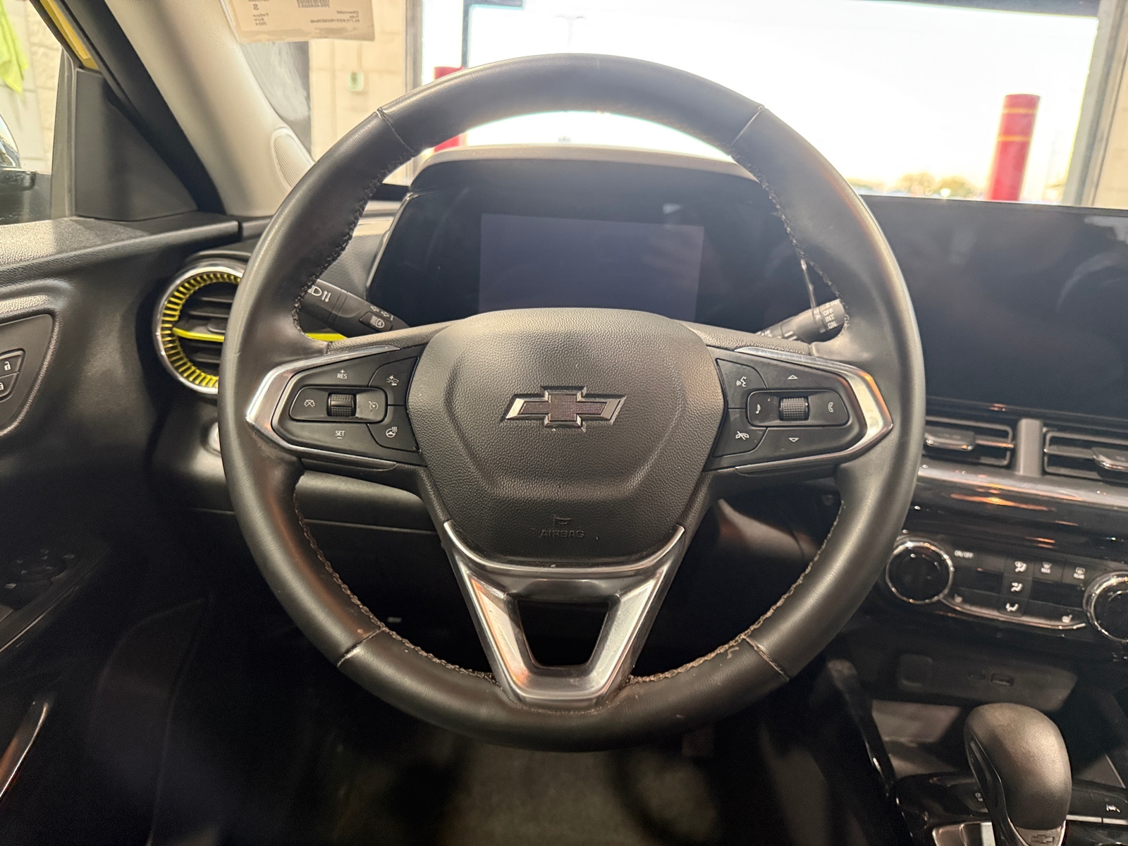 Thumbnail: 2024 Chevrolet Trax - 4