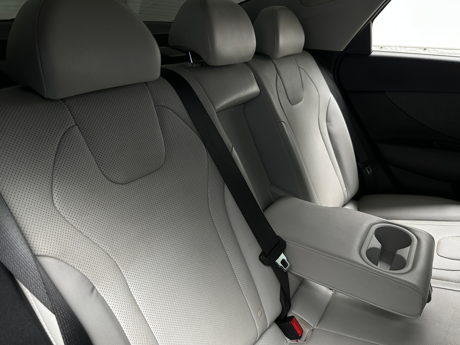 Thumbnail: 2021 Hyundai Elantra - 5
