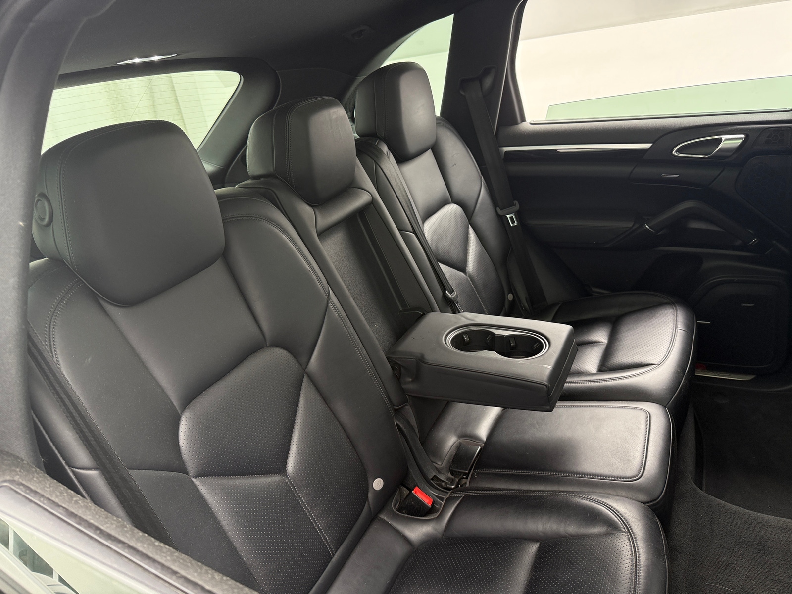 Thumbnail: 2016 Porsche Cayenne - 5