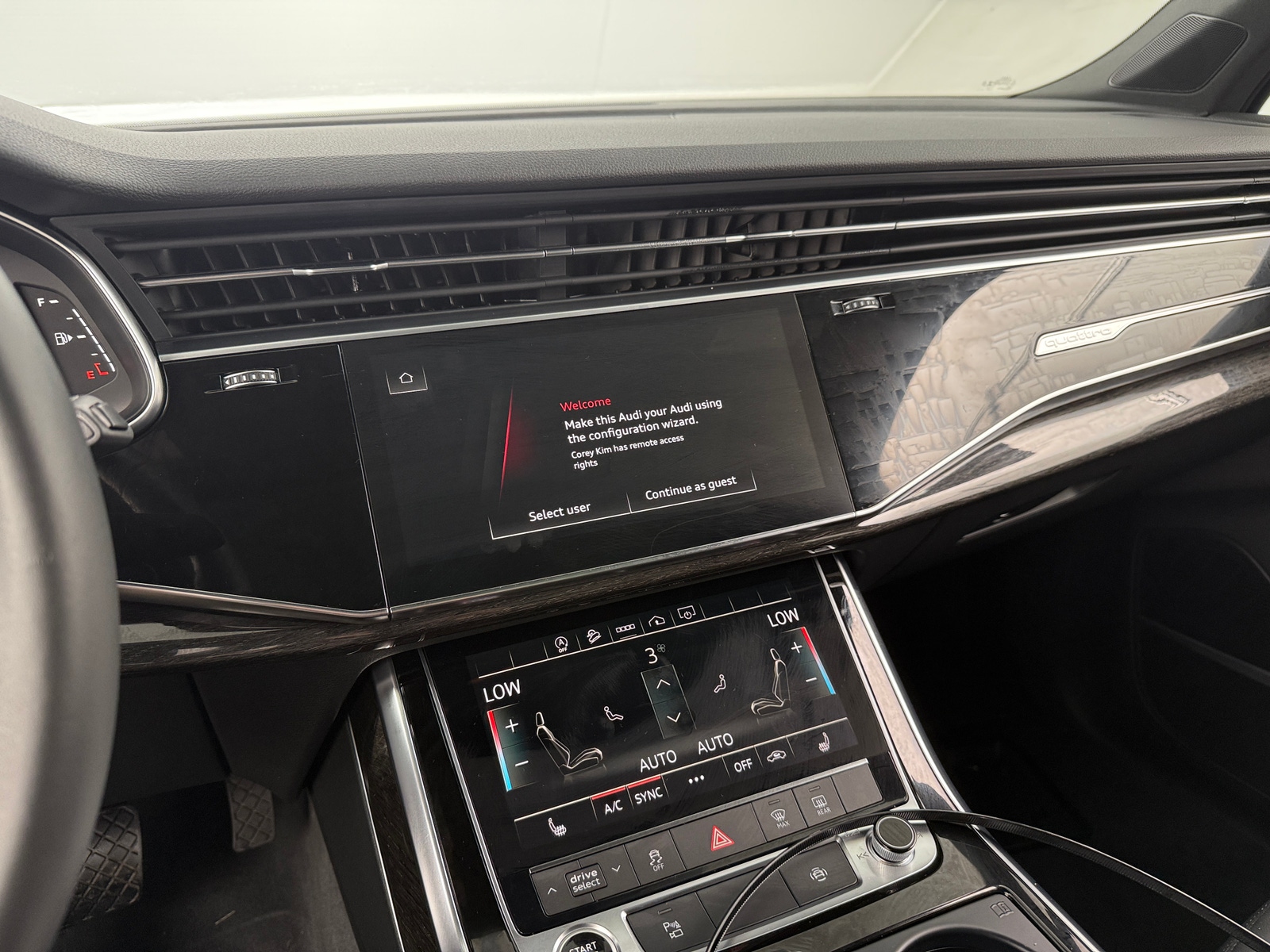 Thumbnail: 2022 Audi Q7 - 3
