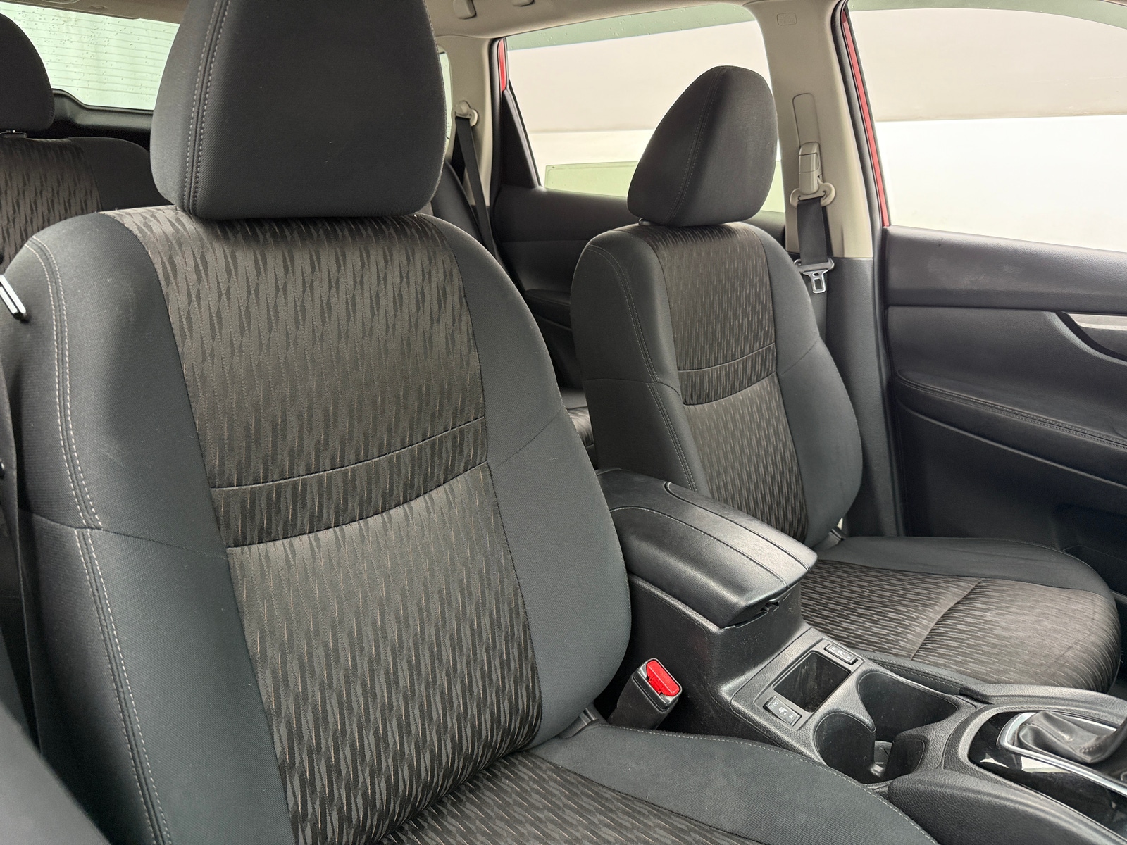 Thumbnail: 2018 Nissan Rogue - 2