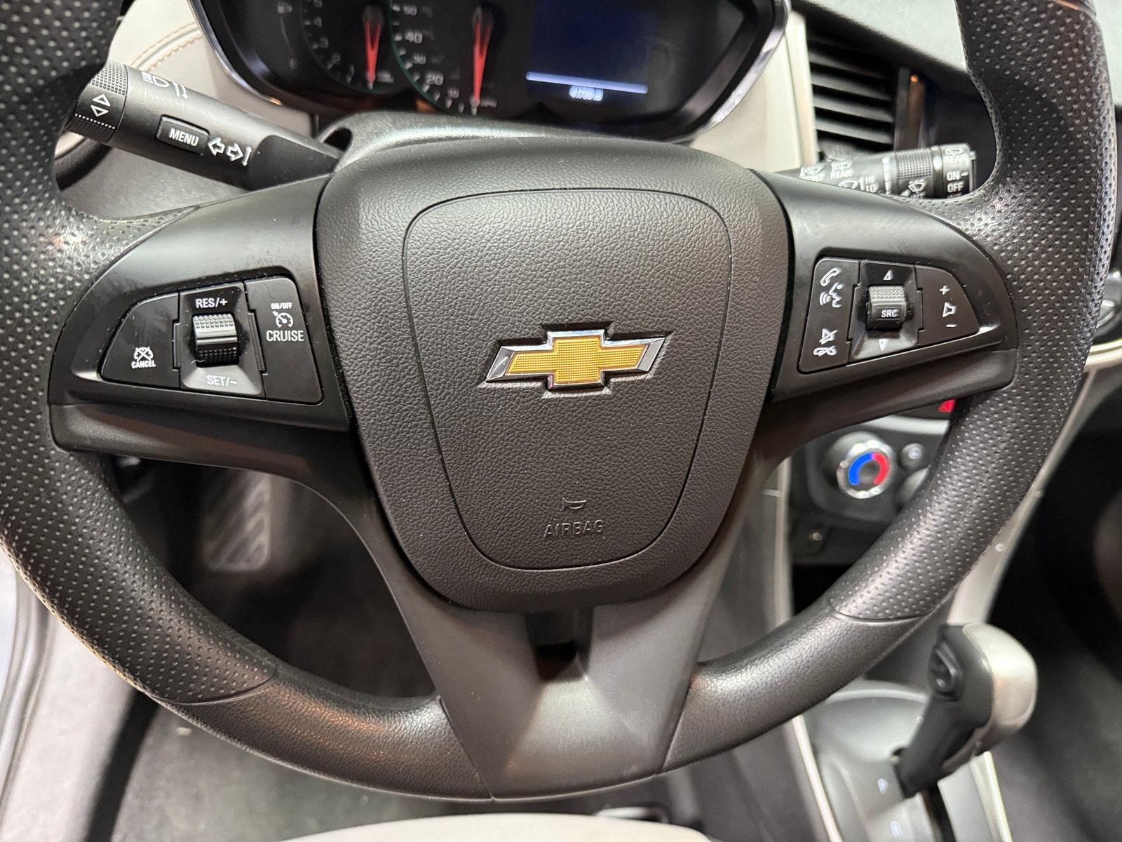 Thumbnail: 2020 Chevrolet Trax - 5
