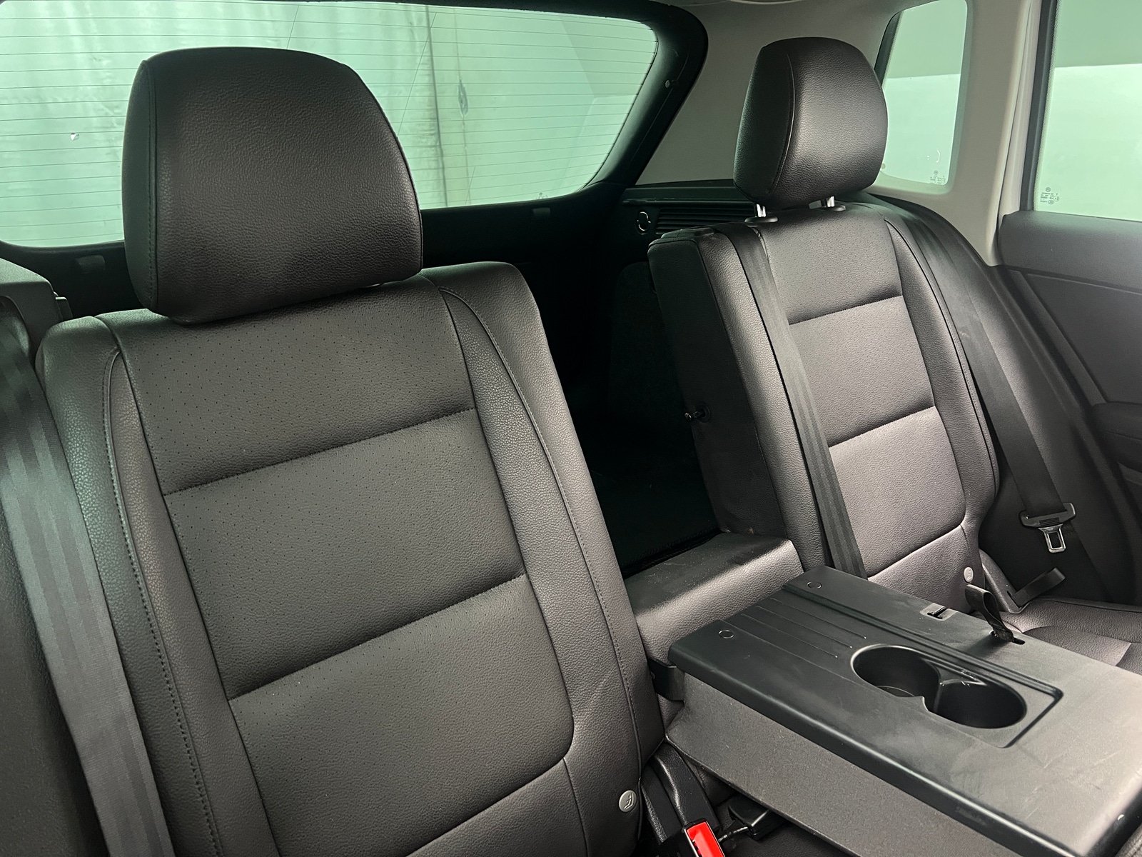Thumbnail: 2017 Volkswagen Tiguan - 5