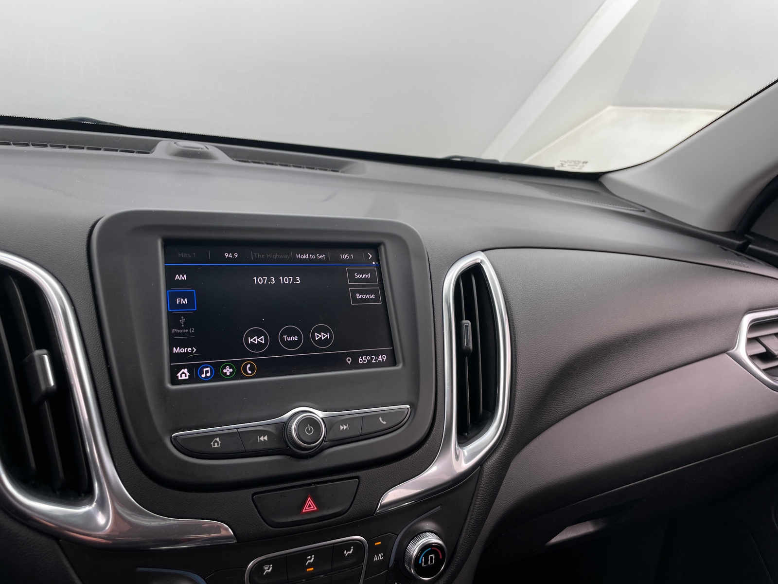 Thumbnail: 2020 Chevrolet Equinox - 4