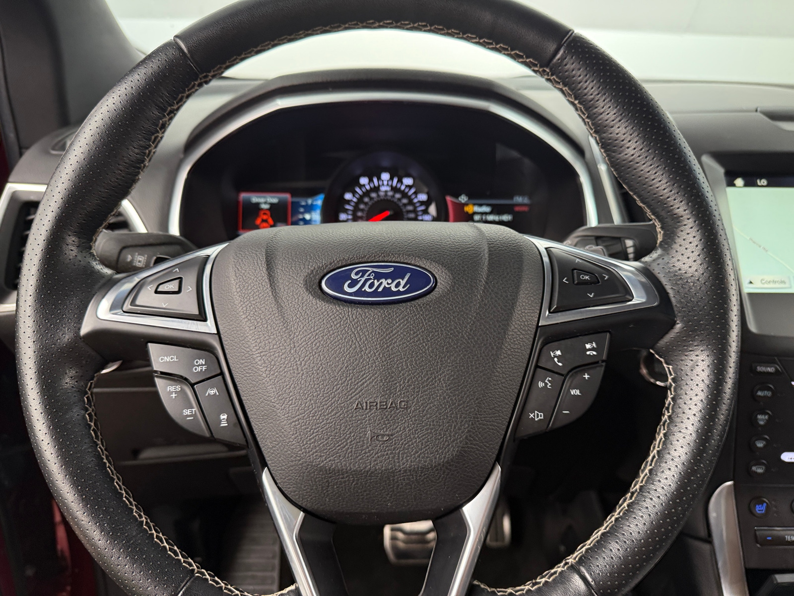Thumbnail: 2019 Ford Edge - 4