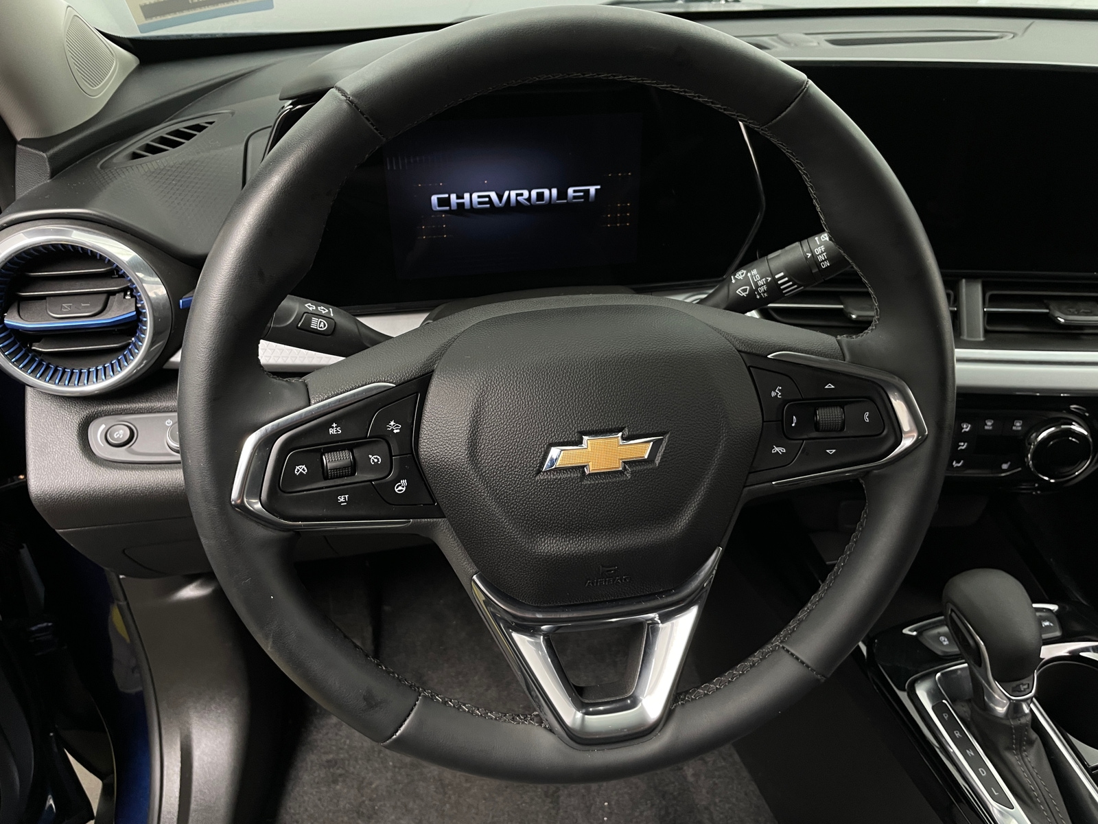 Thumbnail: 2024 Chevrolet Trax - 5