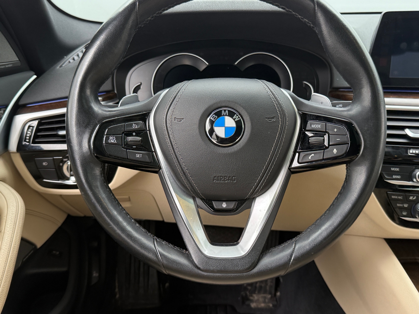 Thumbnail: 2017 BMW 5 Series - 5