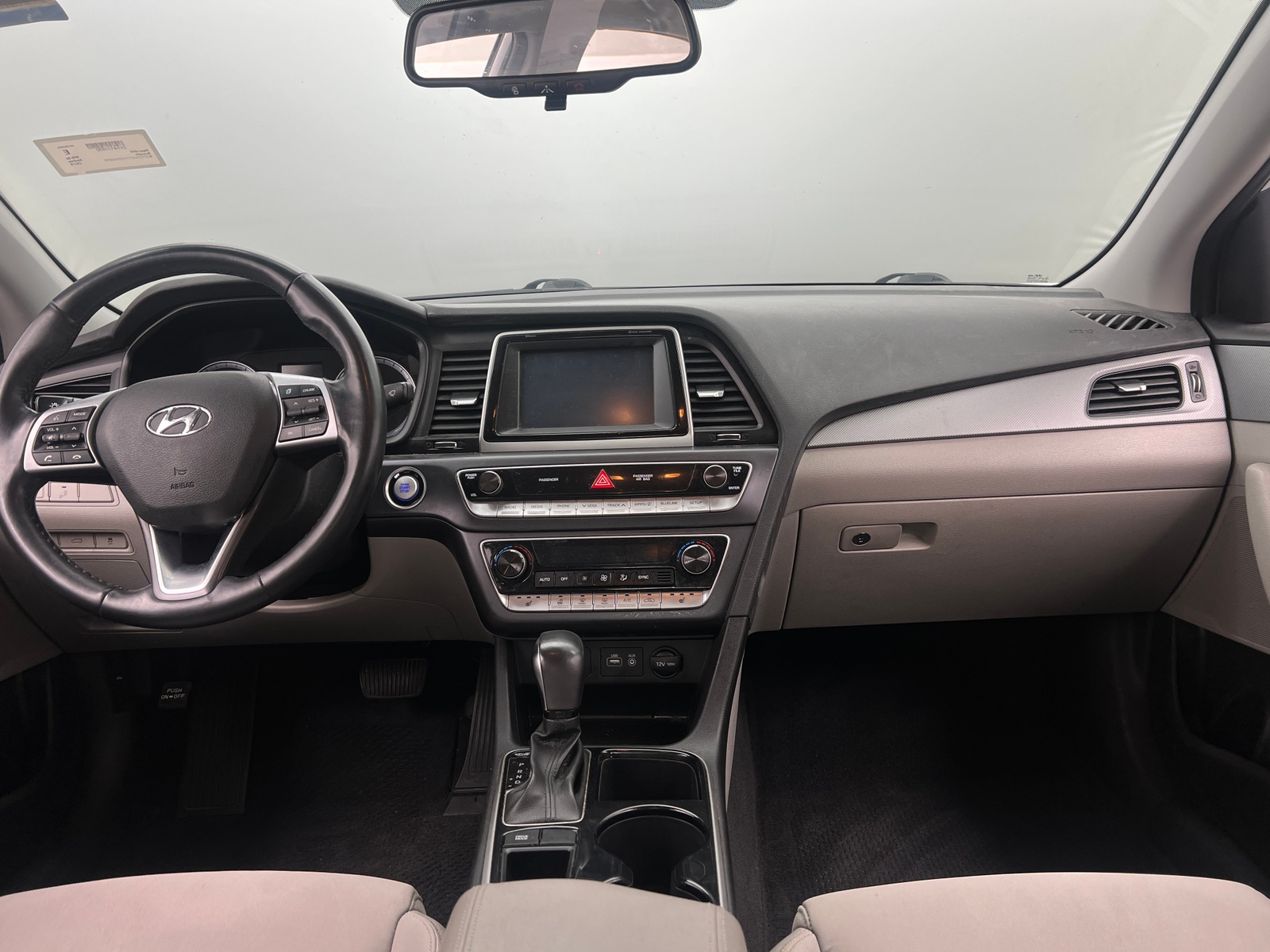Thumbnail: 2019 Hyundai Sonata - 3
