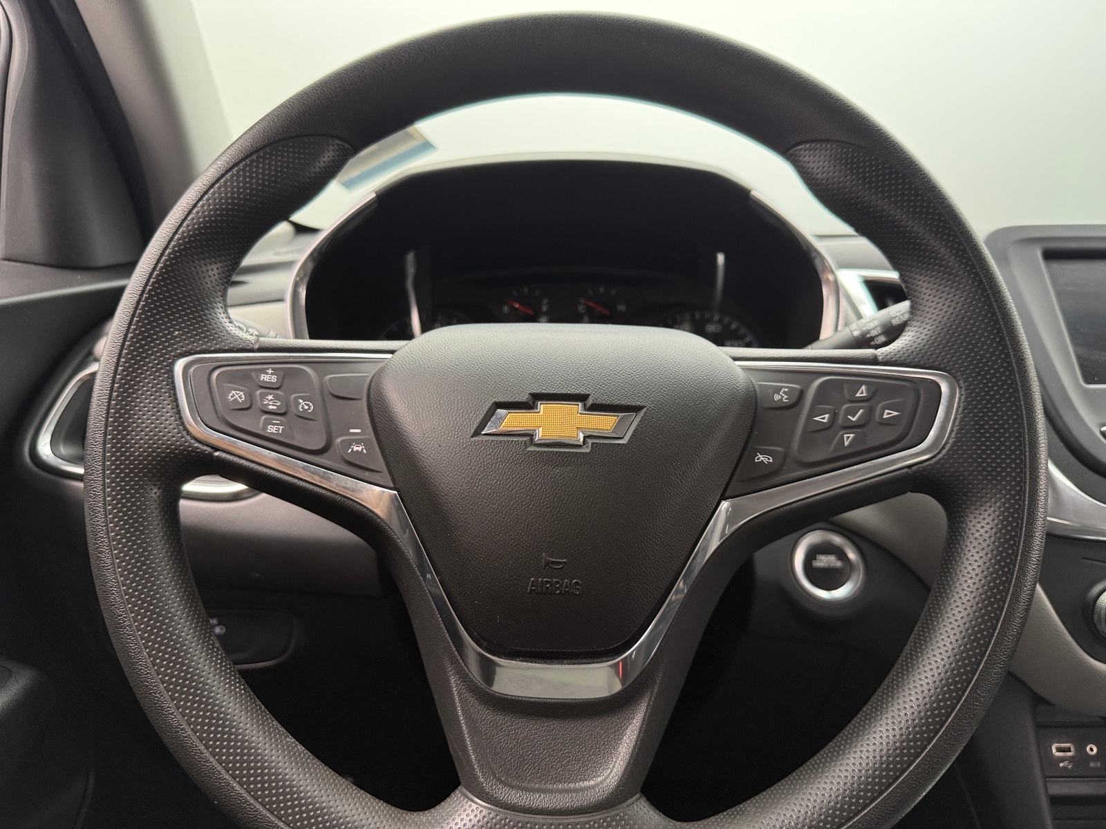 Thumbnail: 2020 Chevrolet Equinox - 5