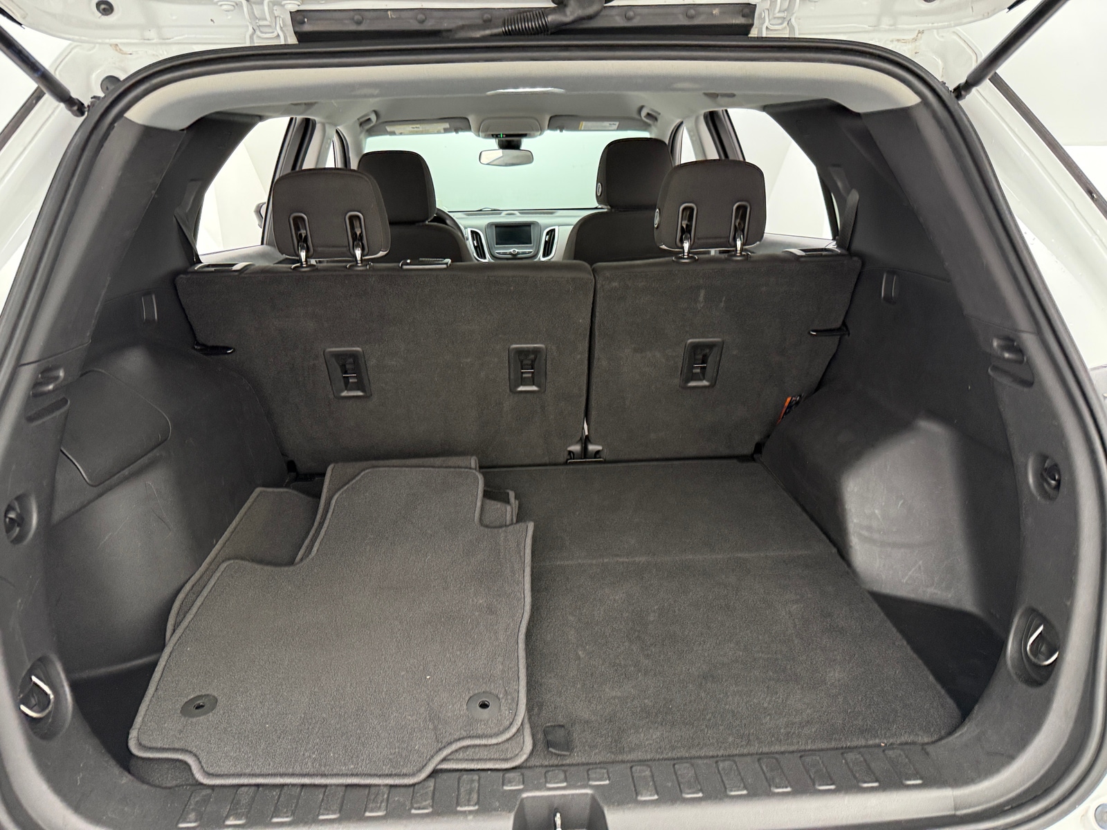 Thumbnail: 2020 Chevrolet Equinox - 7